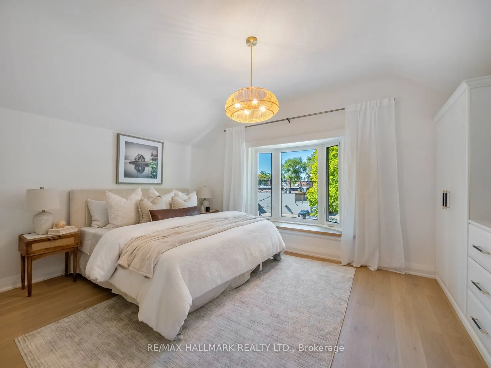 95 Silver Birch Avenue