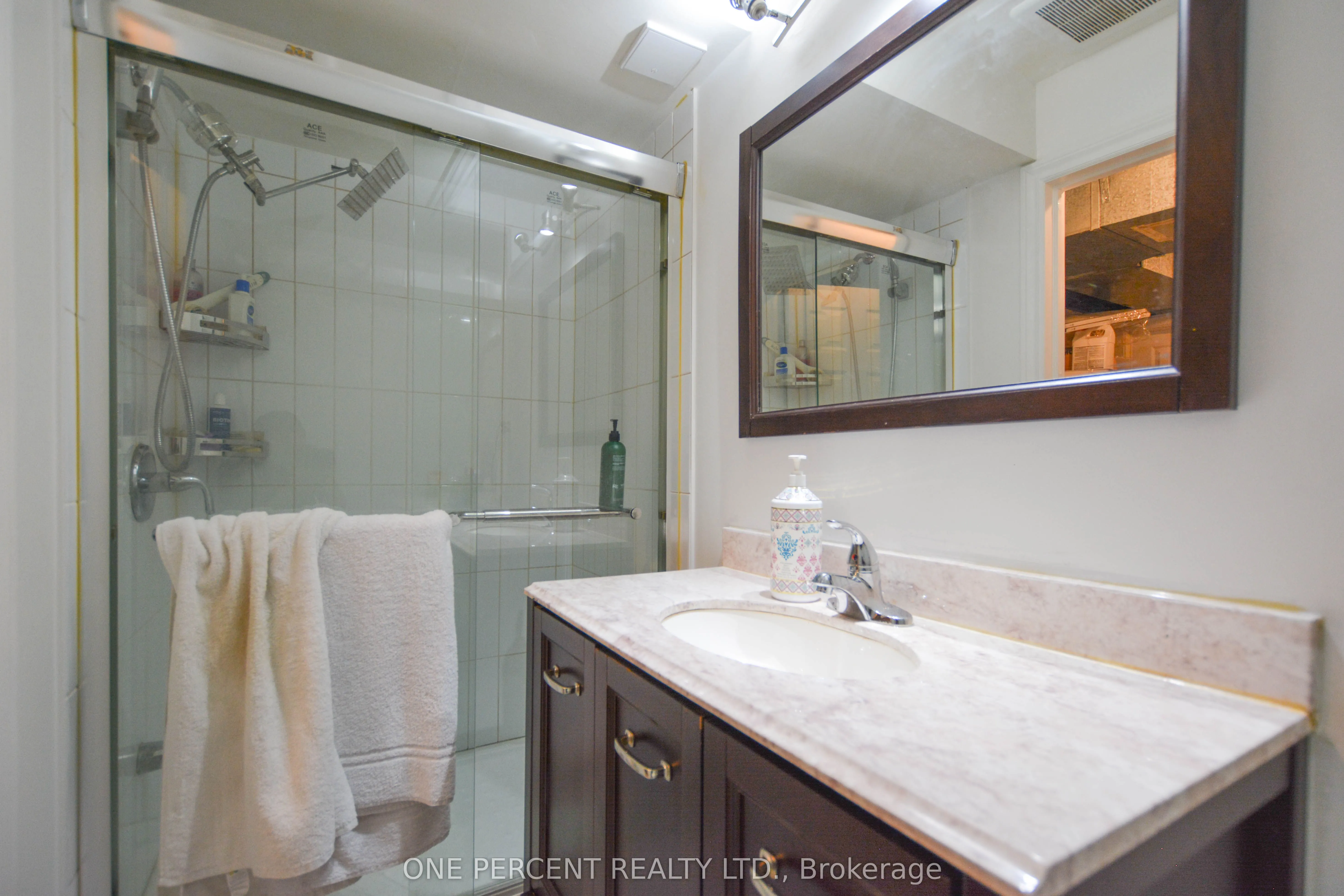1778 Silverthorn Square