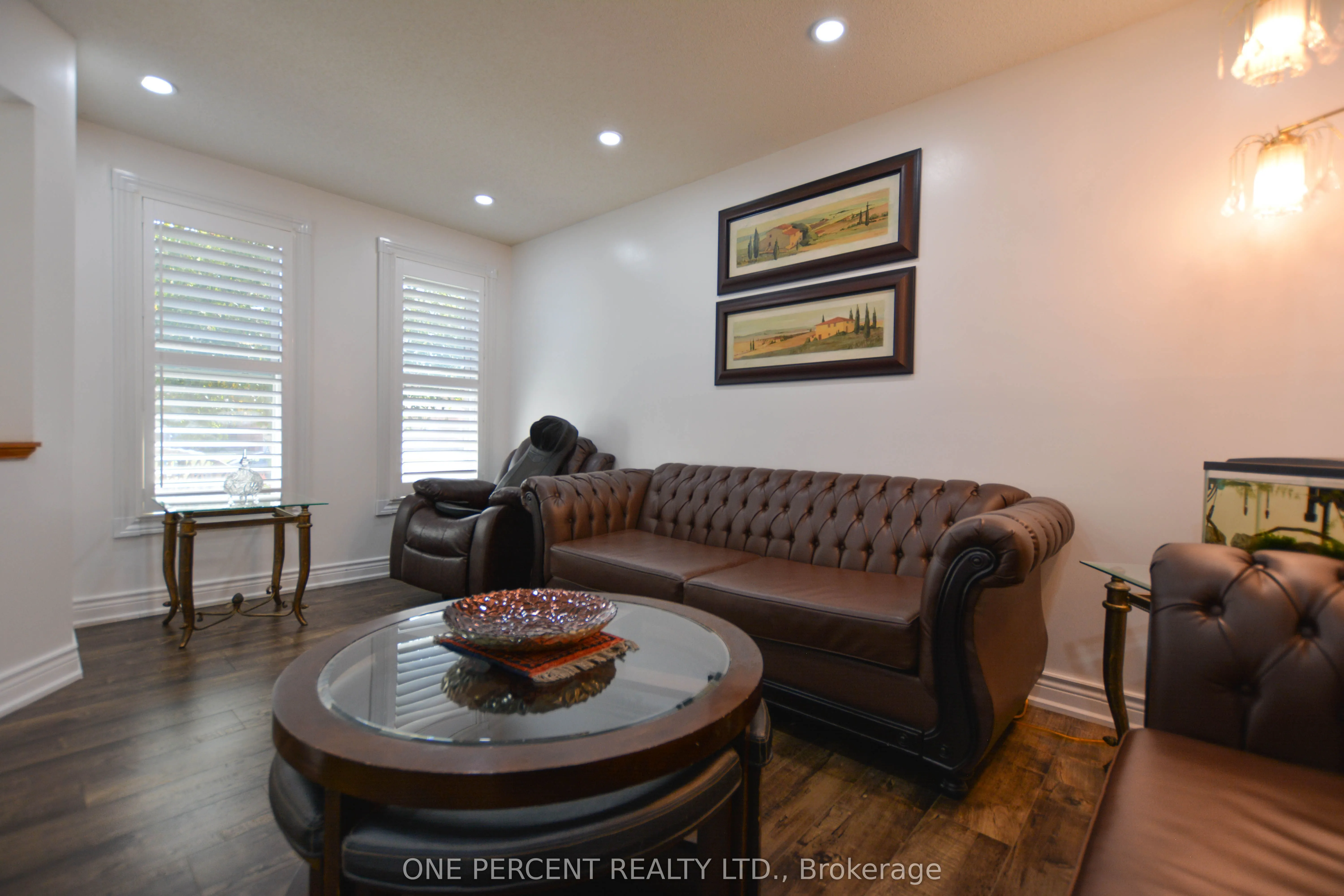 1778 Silverthorn Square