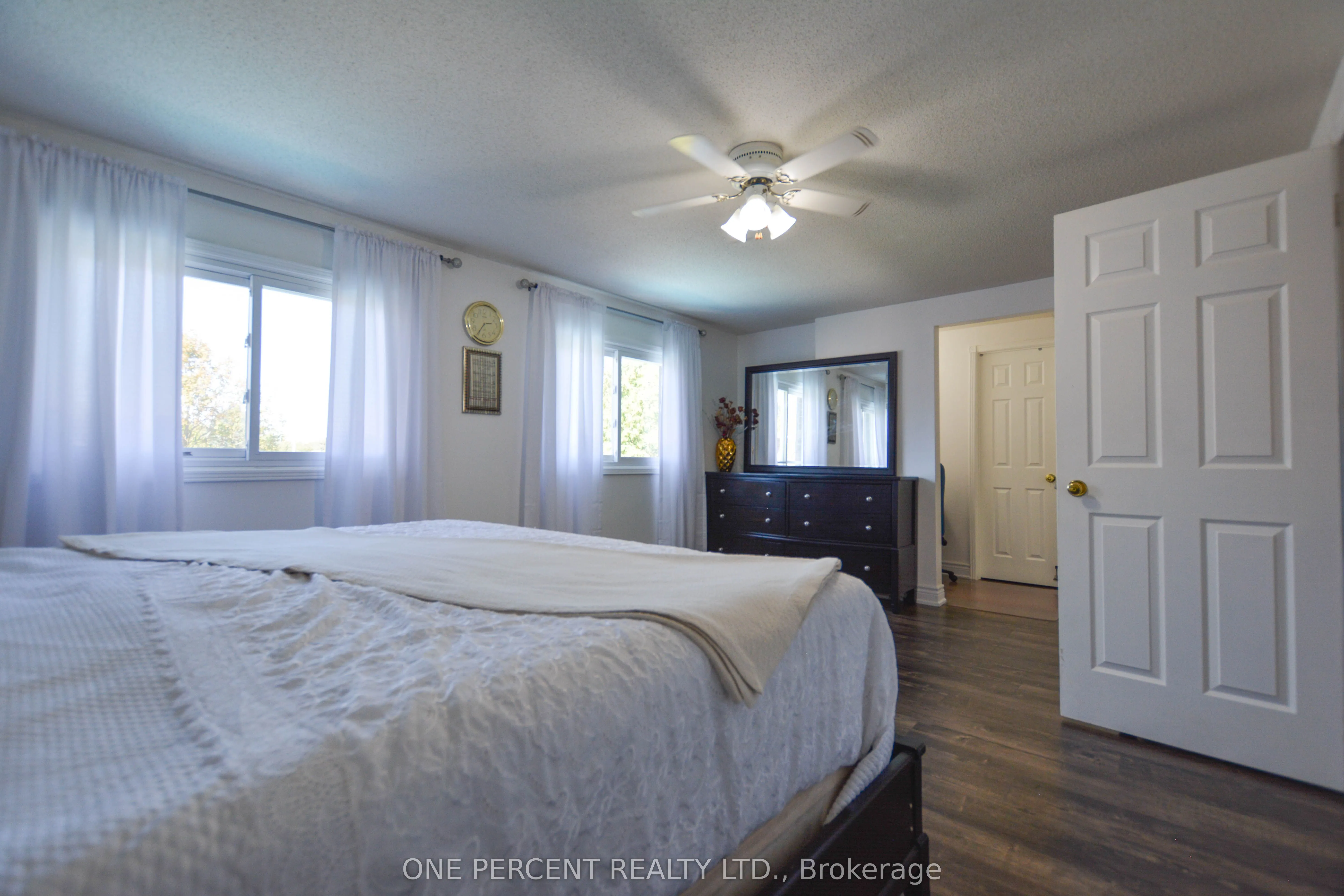 1778 Silverthorn Square