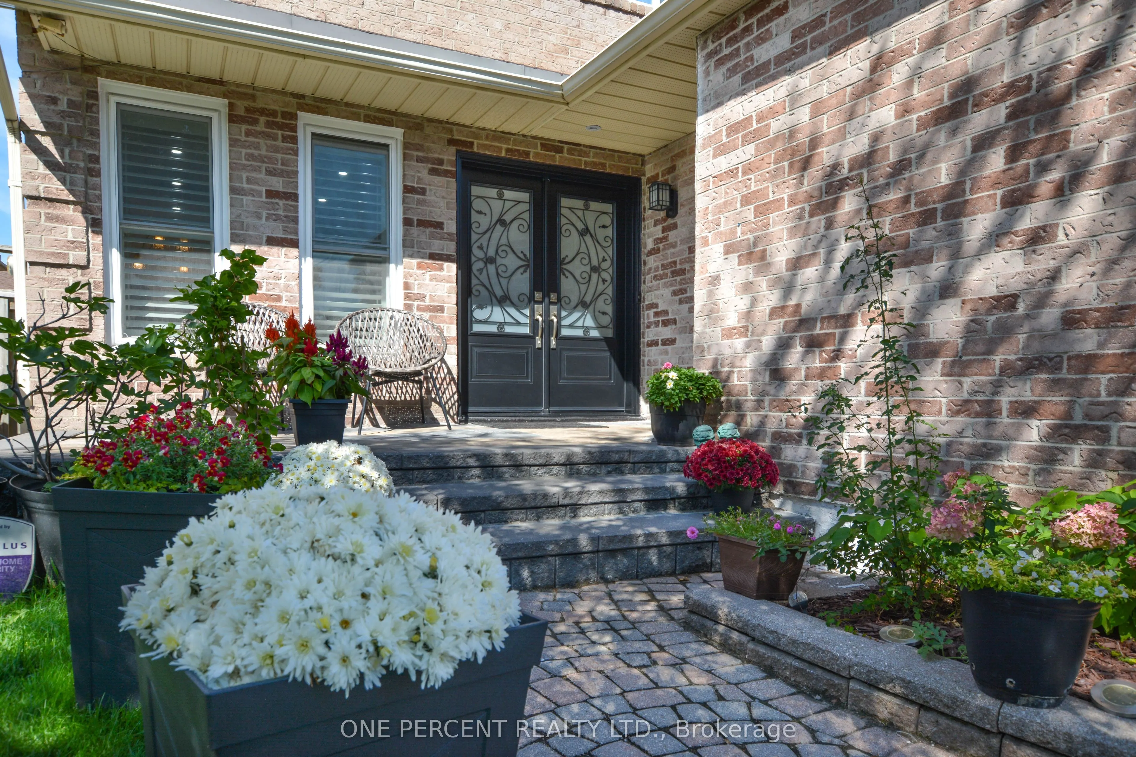1778 Silverthorn Square
