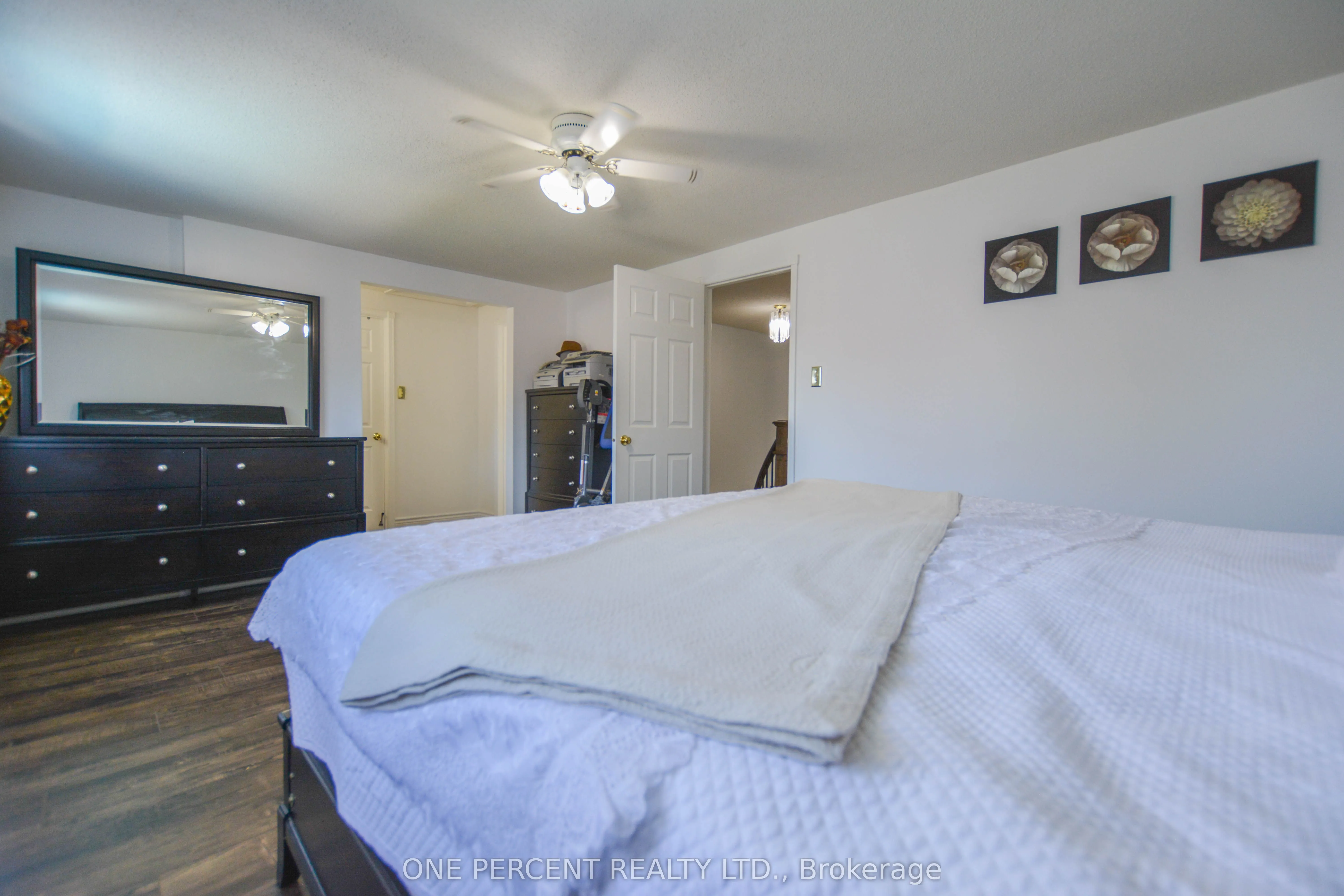 1778 Silverthorn Square