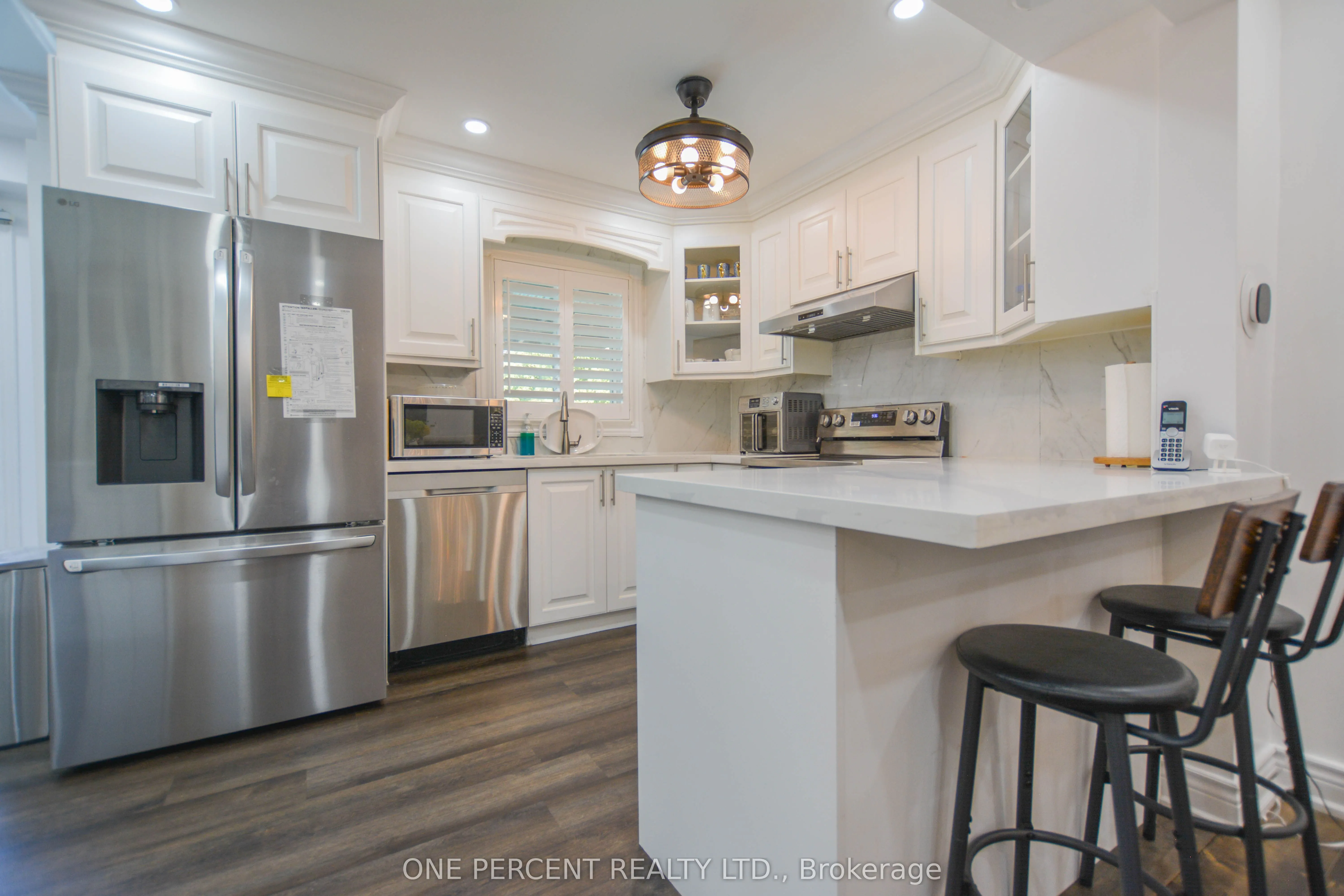 1778 Silverthorn Square
