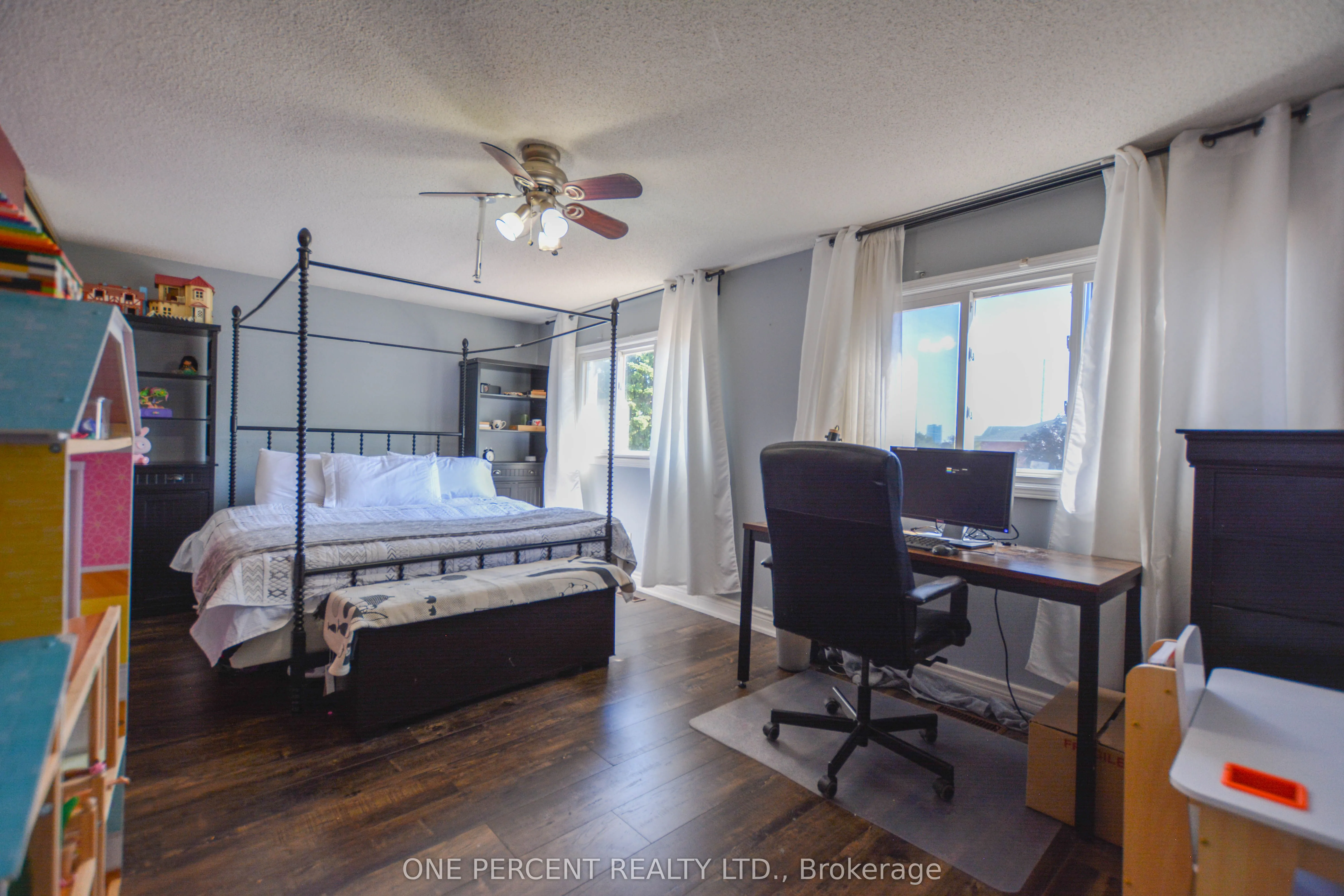 1778 Silverthorn Square