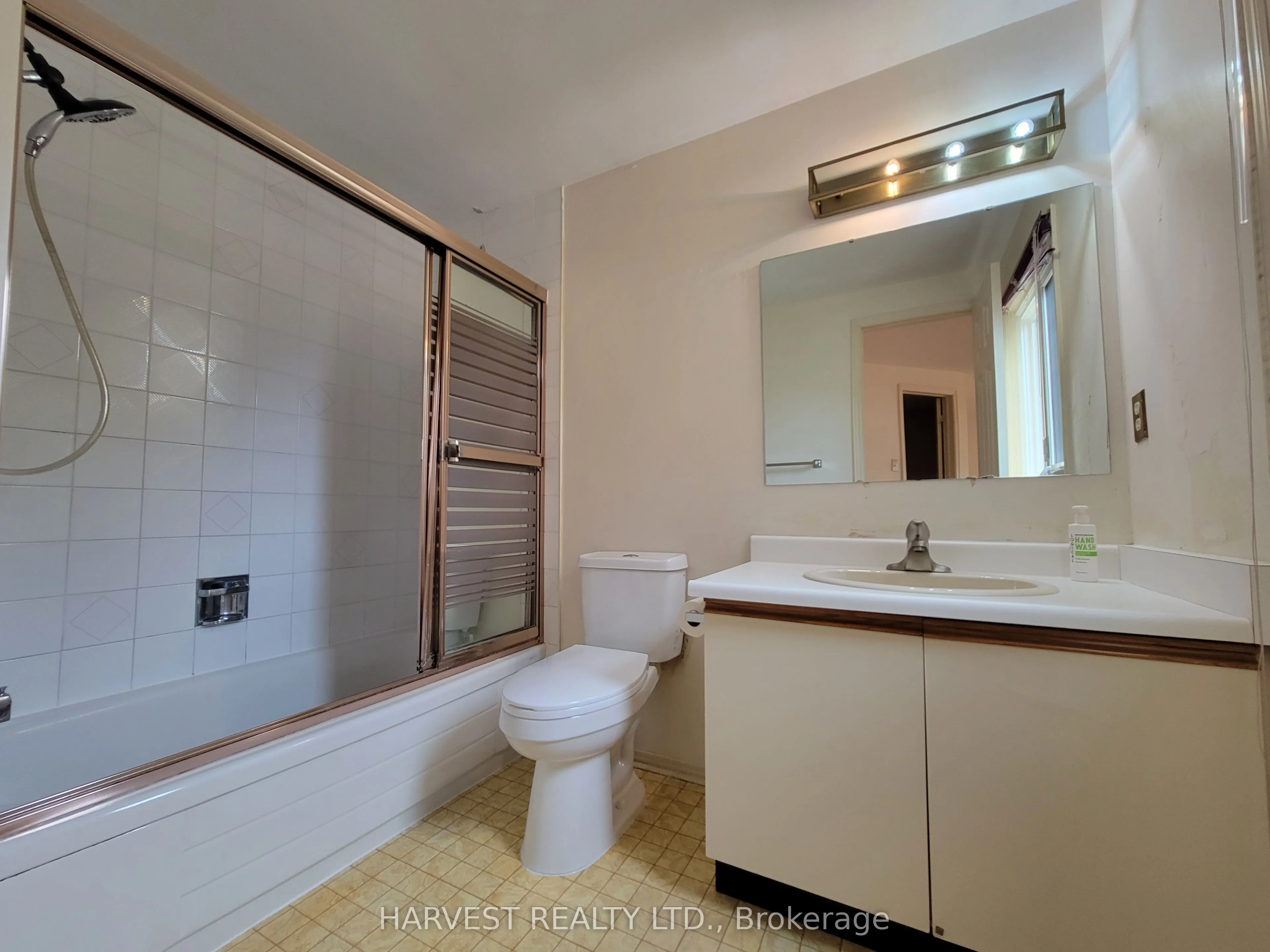 25 Nettlecreek Crescent