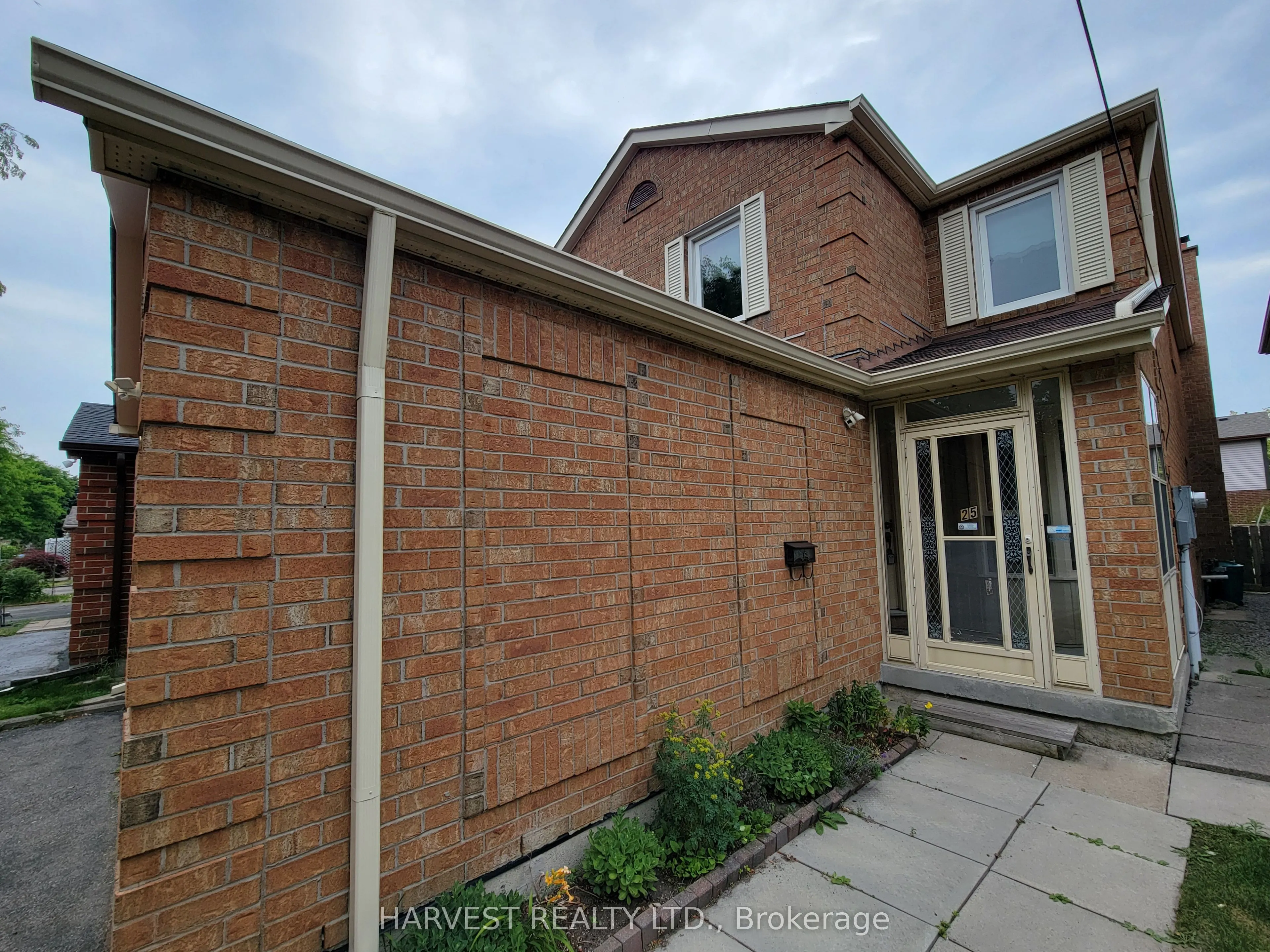 25 Nettlecreek Crescent