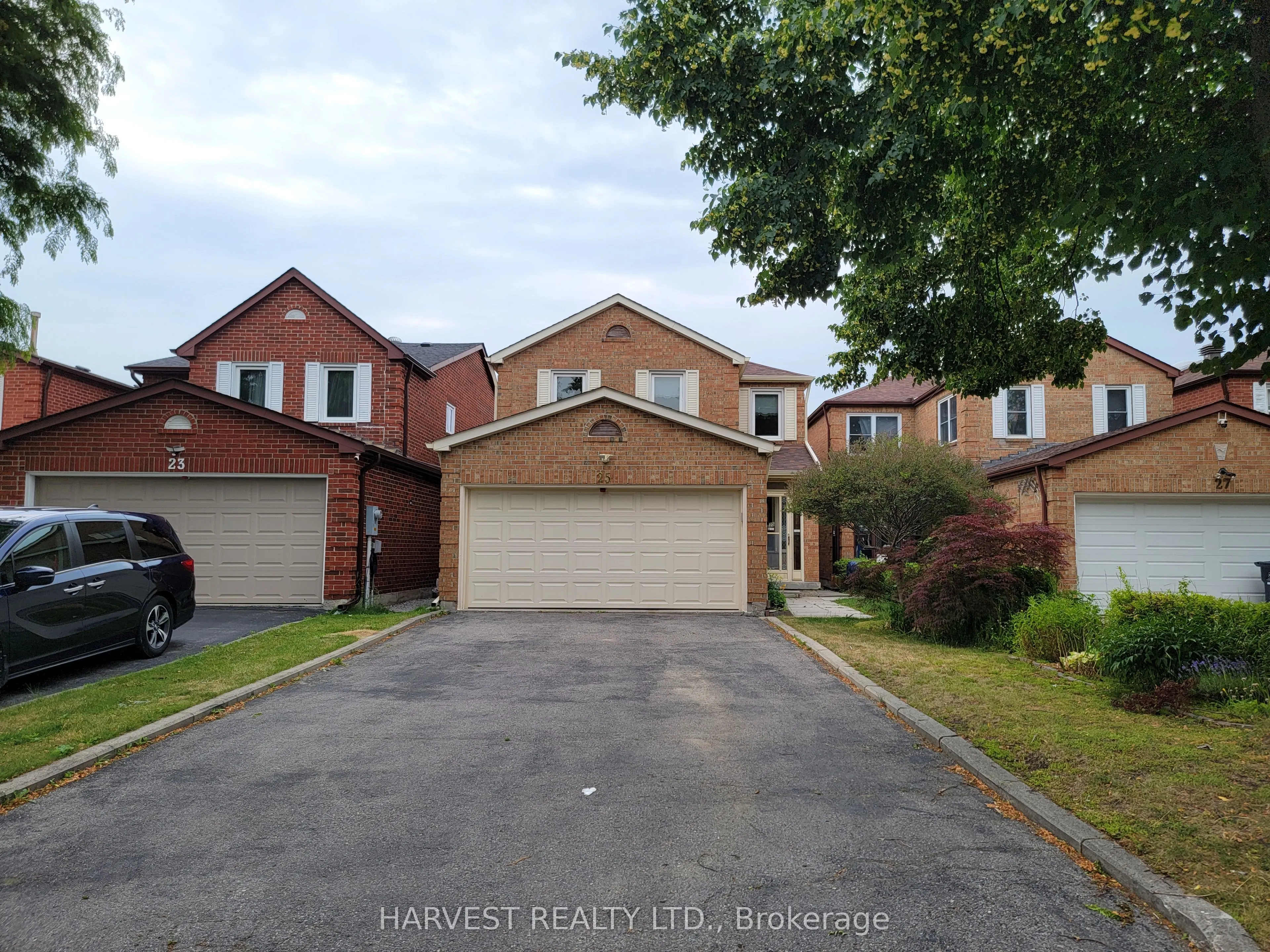 25 Nettlecreek Crescent