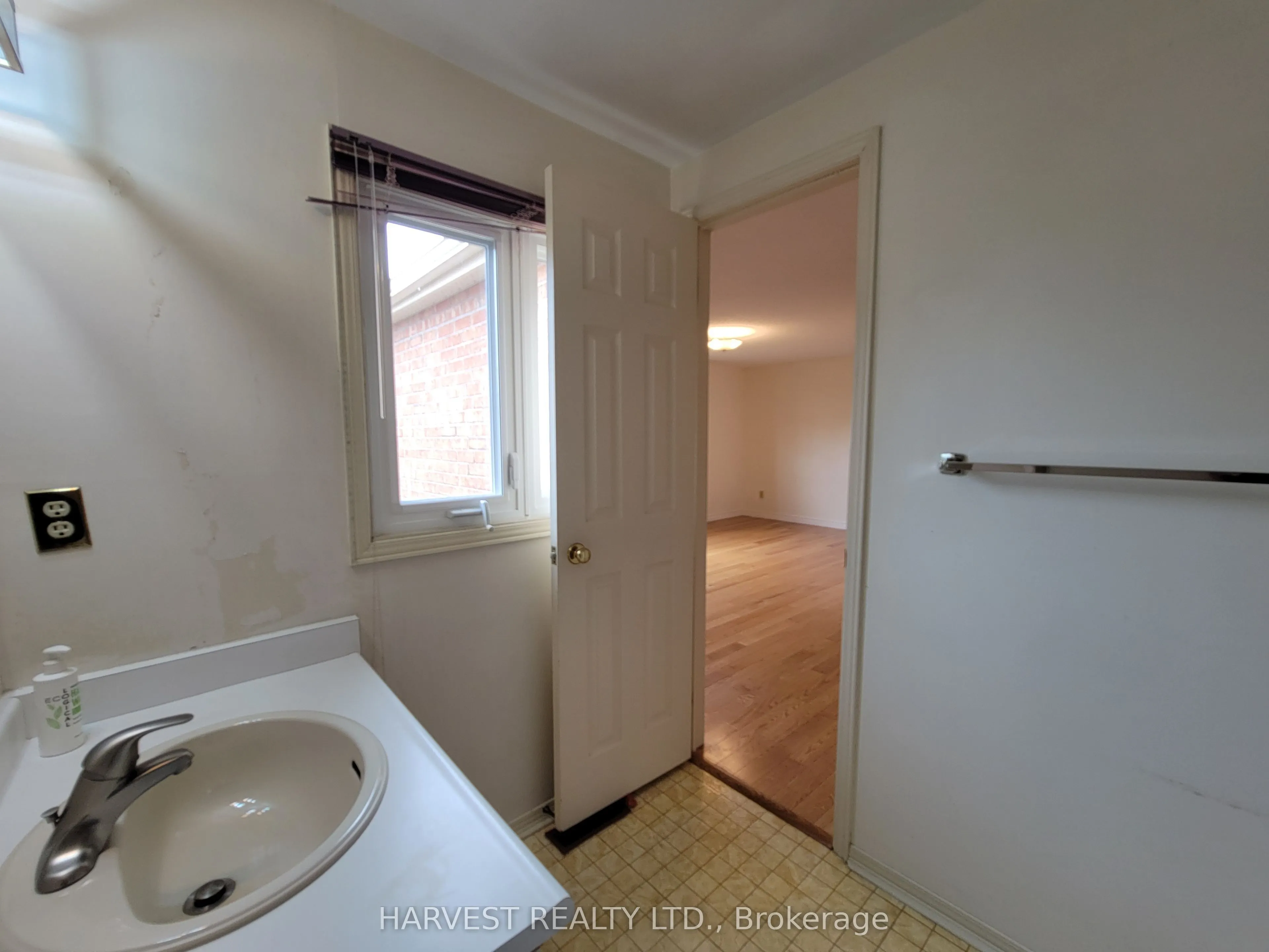 25 Nettlecreek Crescent