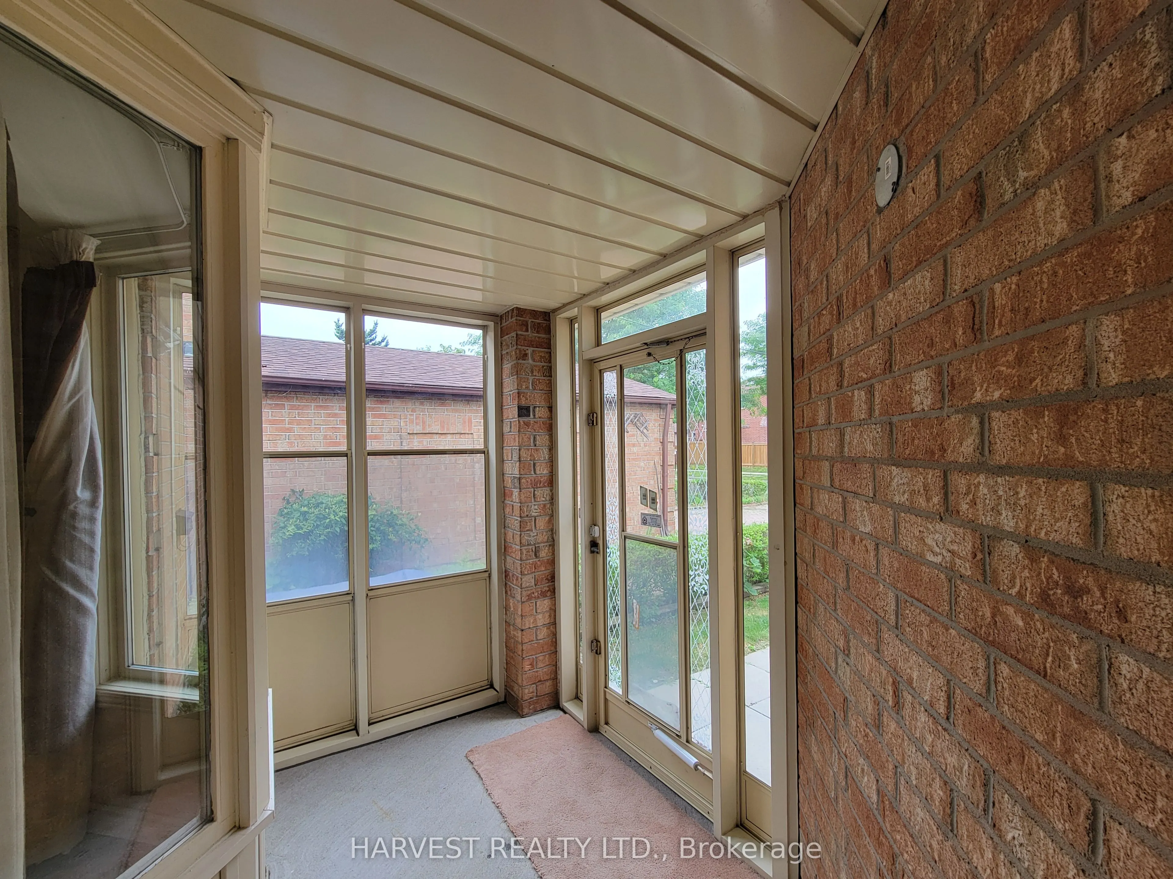 25 Nettlecreek Crescent