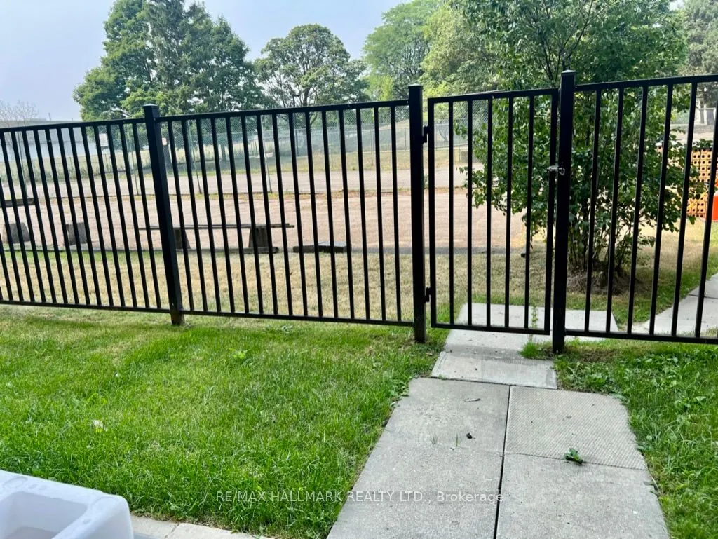 100 Dundalk Drive, #101