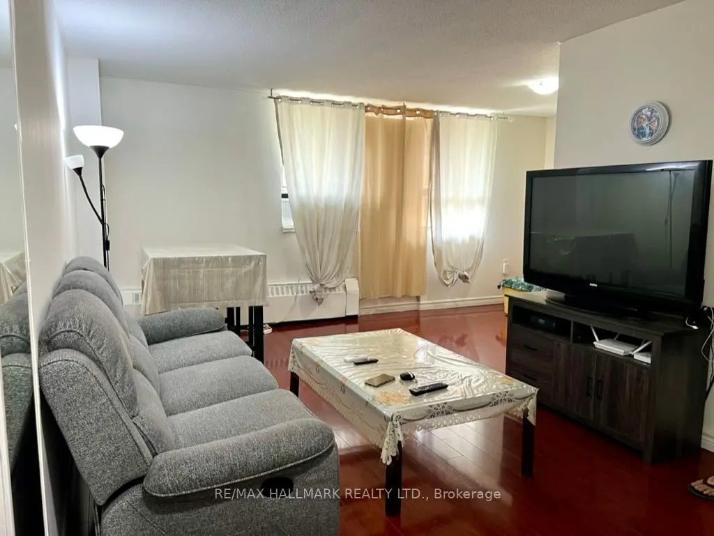 100 Dundalk Drive, #101