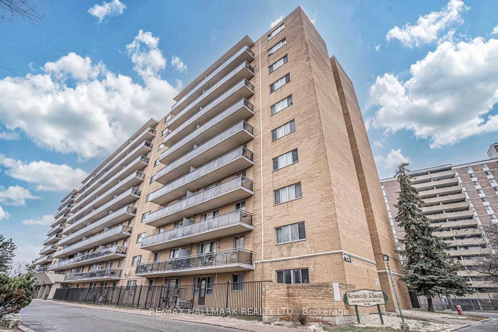 100 Dundalk Drive, #101