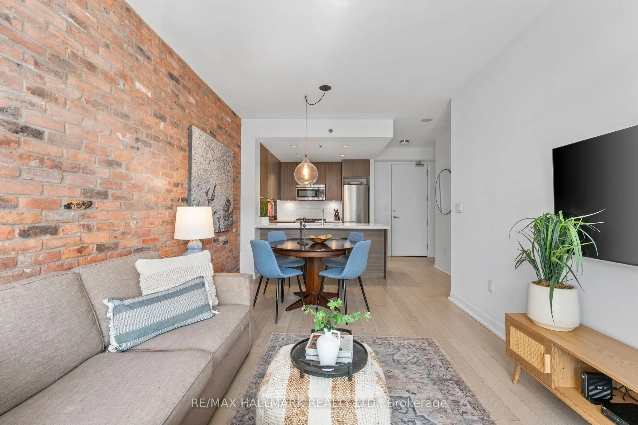 88 Colgate Avenue, #321