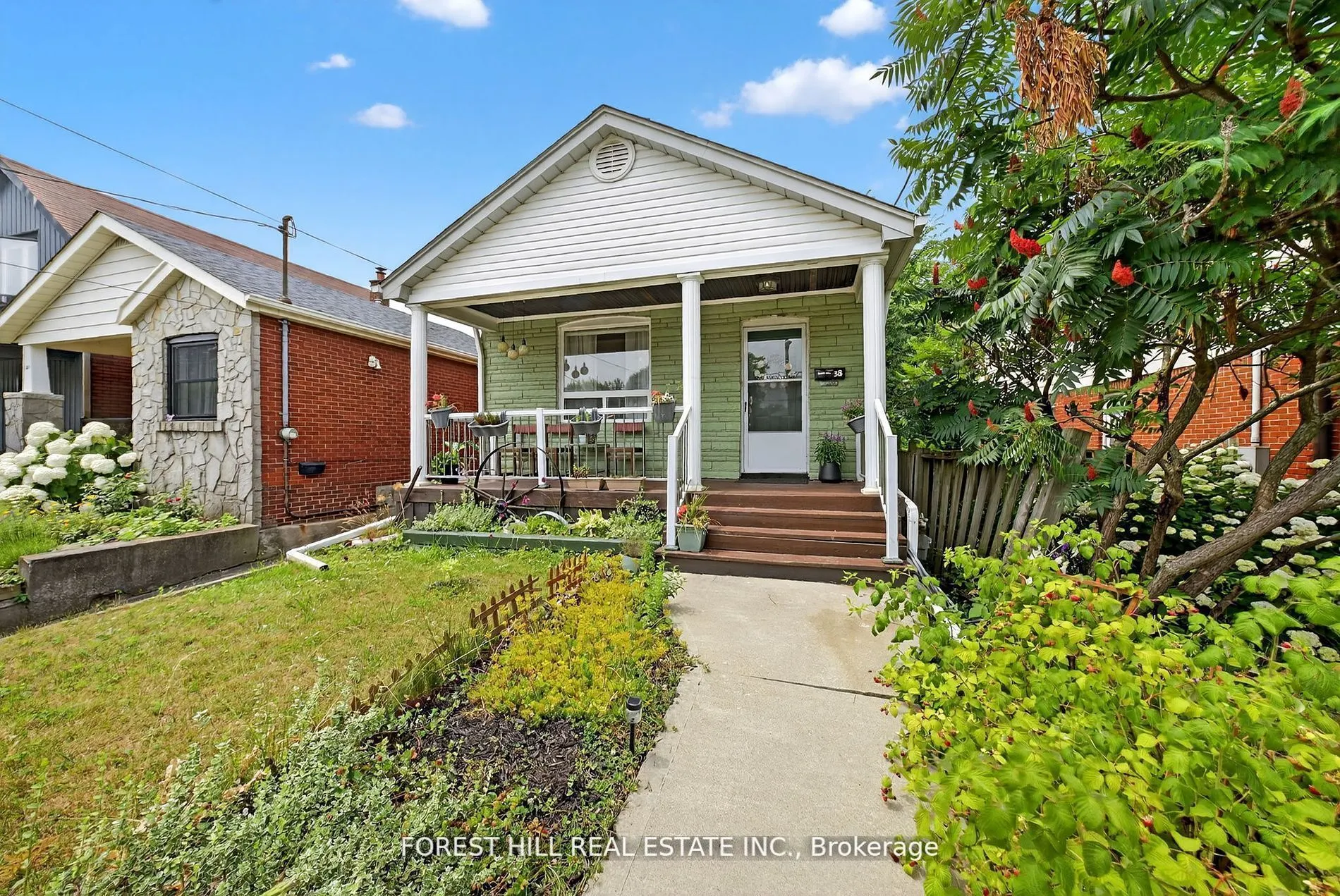 38 Scotia Avenue