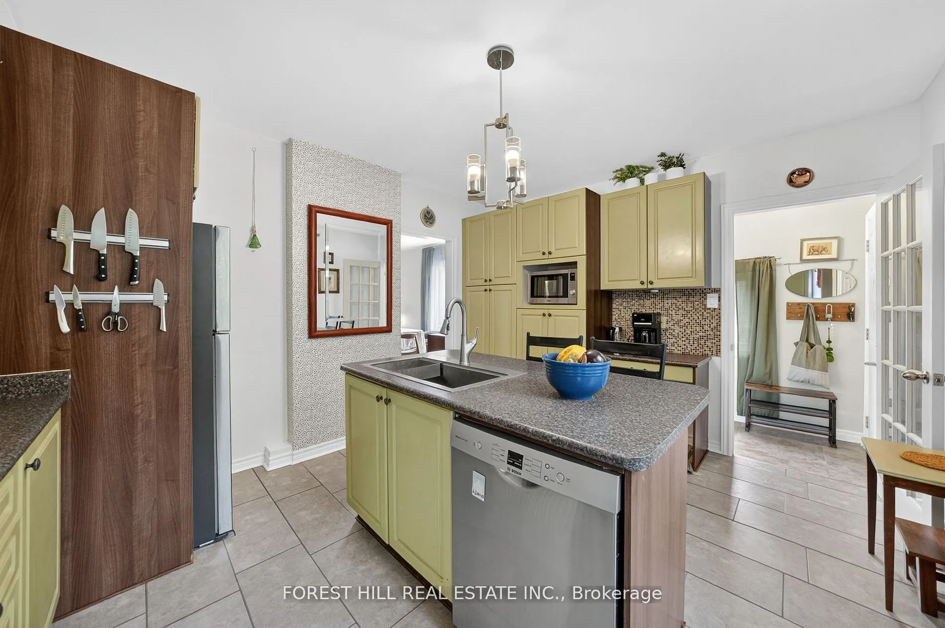 38 Scotia Avenue
