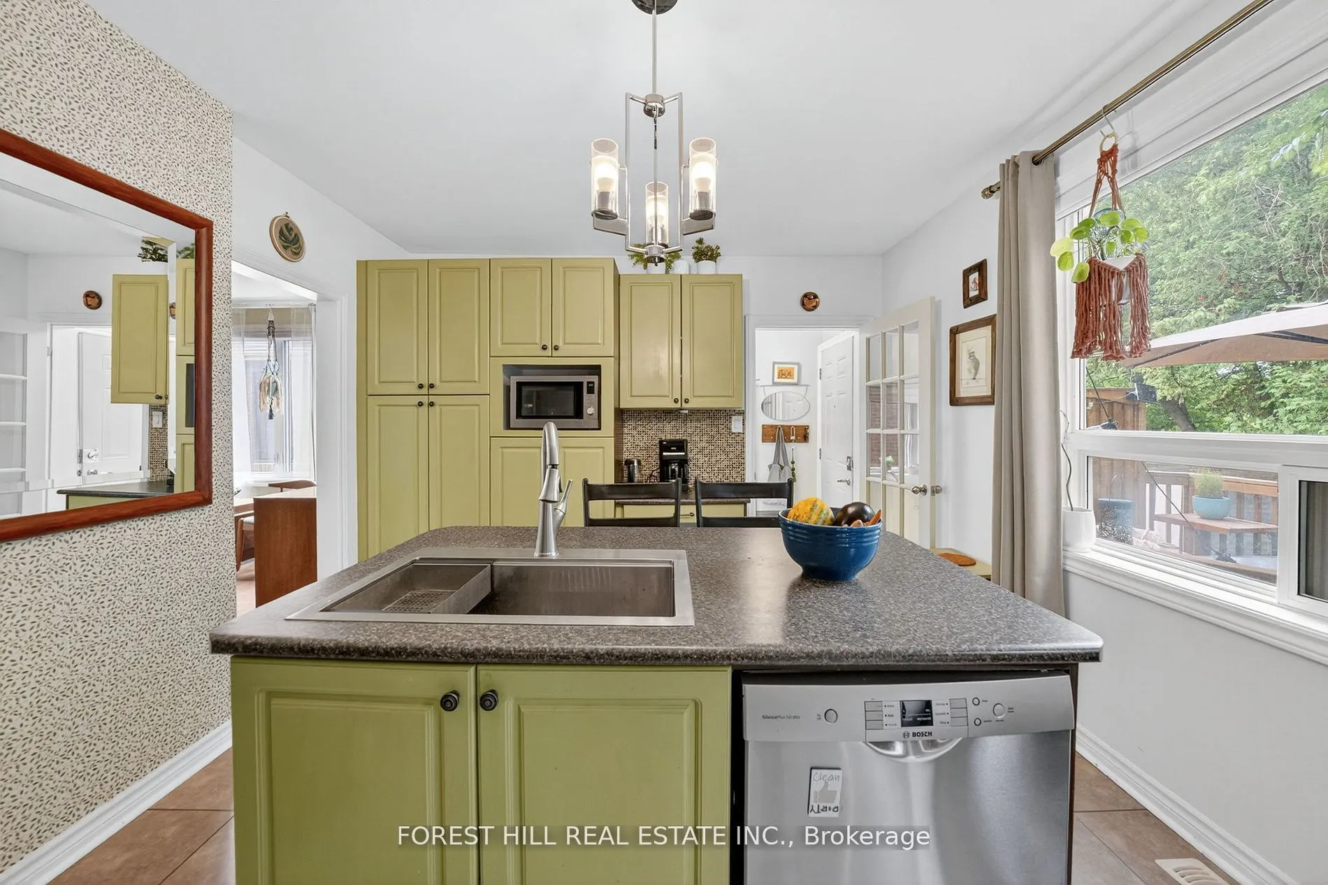 38 Scotia Avenue
