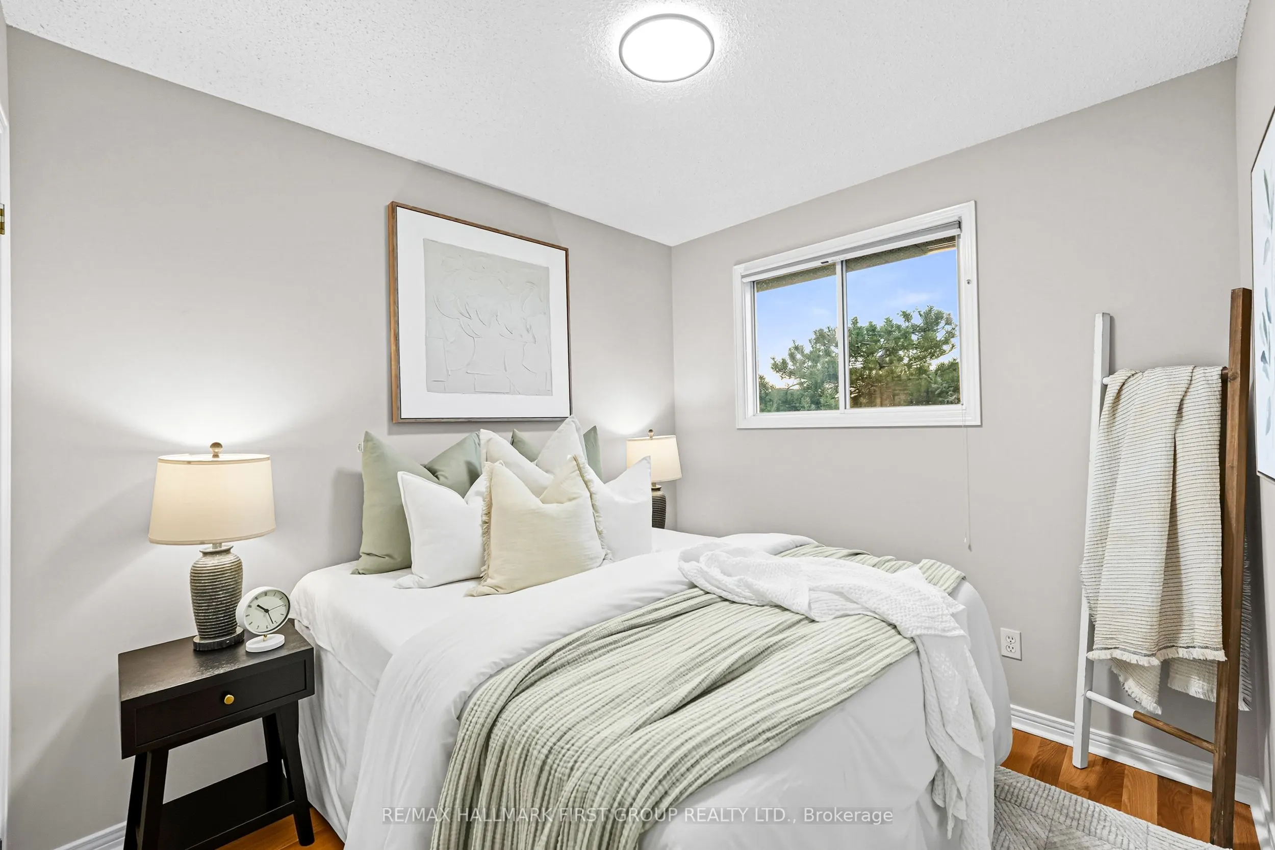50 Stagemaster Crescent