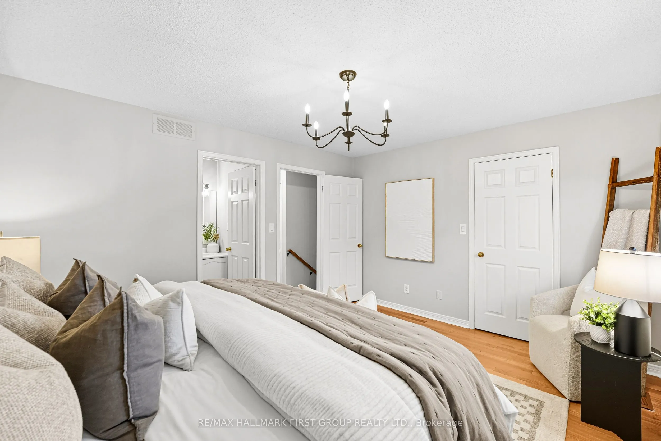 50 Stagemaster Crescent