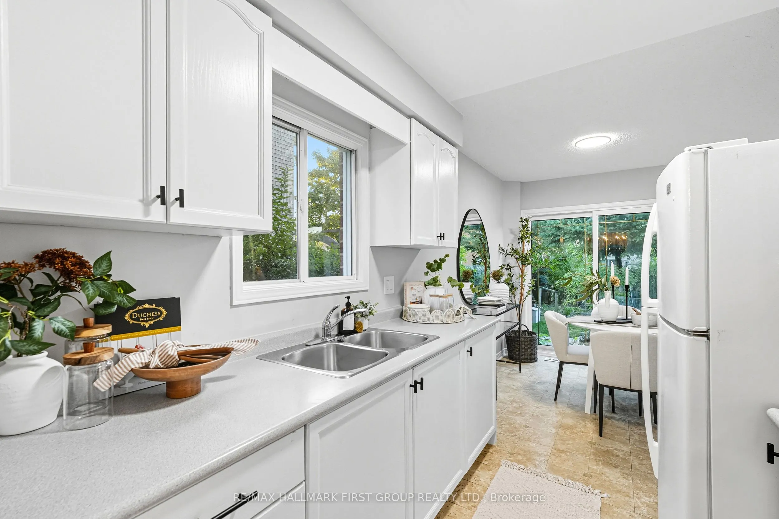 50 Stagemaster Crescent