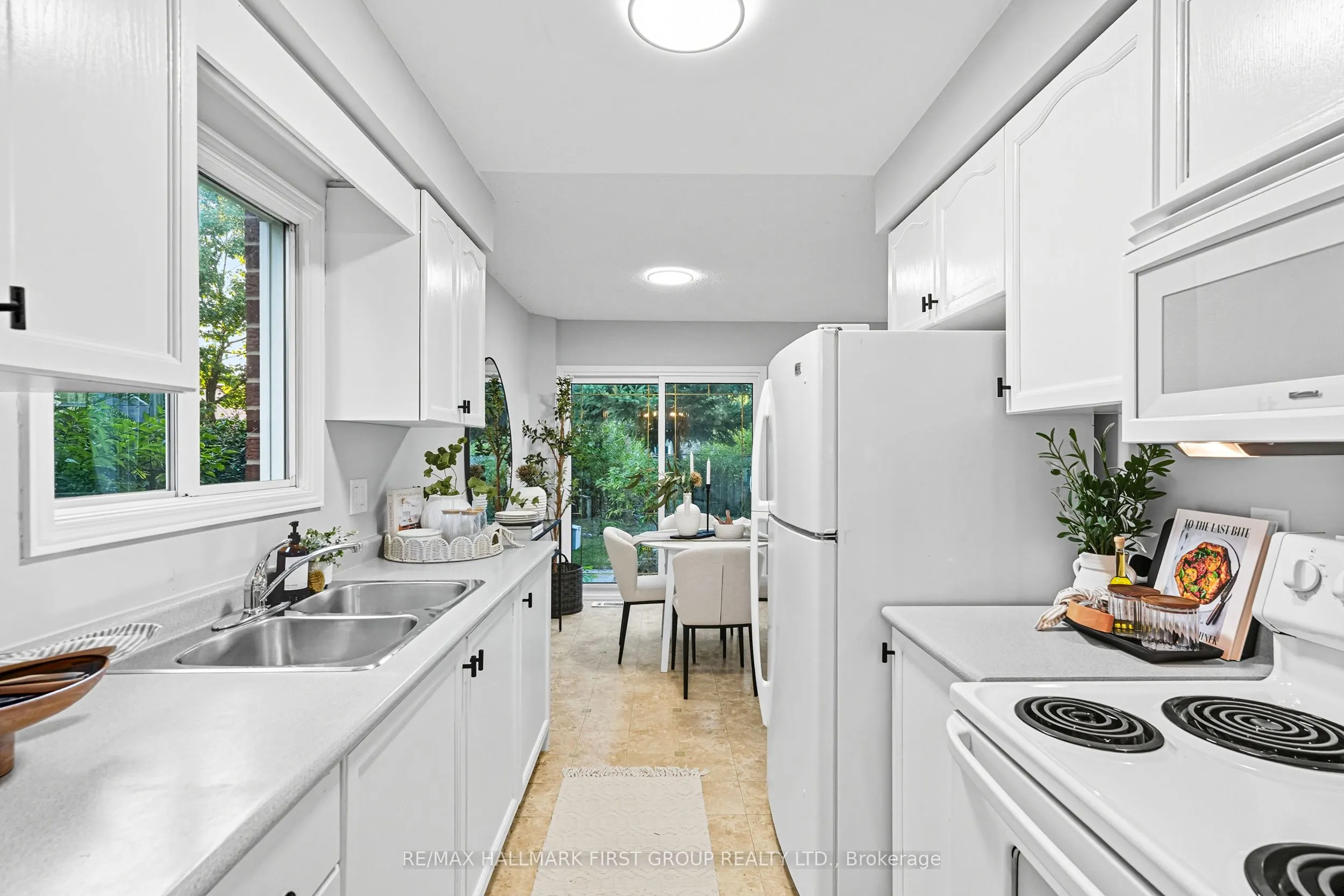 50 Stagemaster Crescent