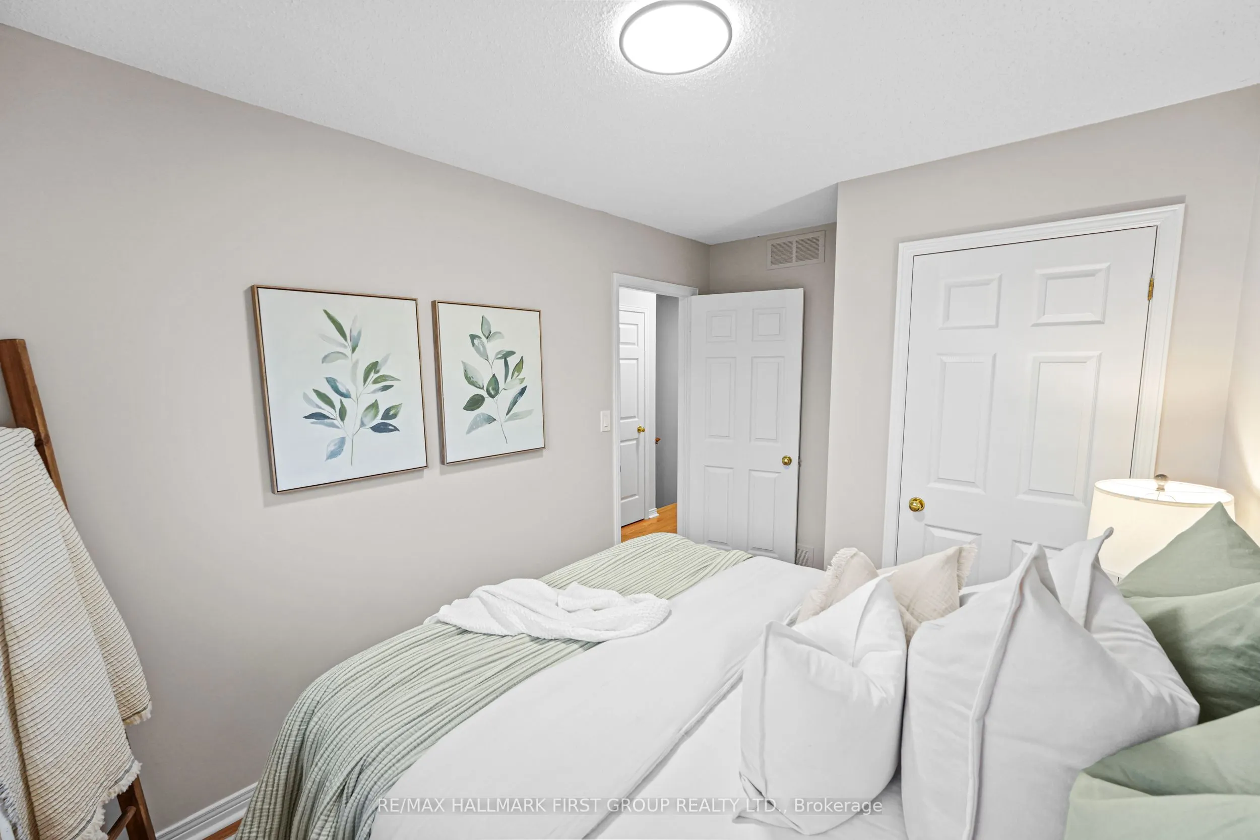 50 Stagemaster Crescent