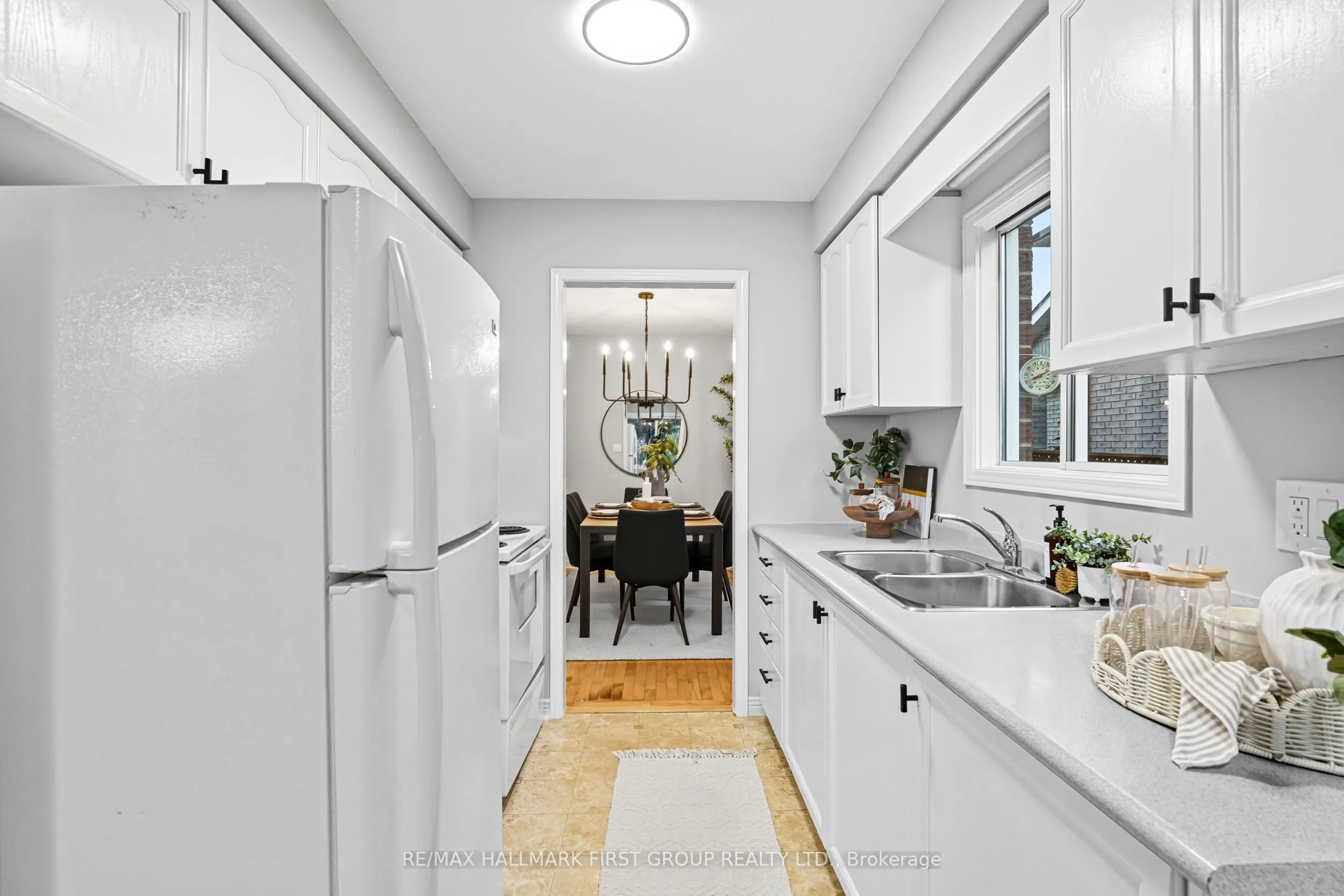 50 Stagemaster Crescent