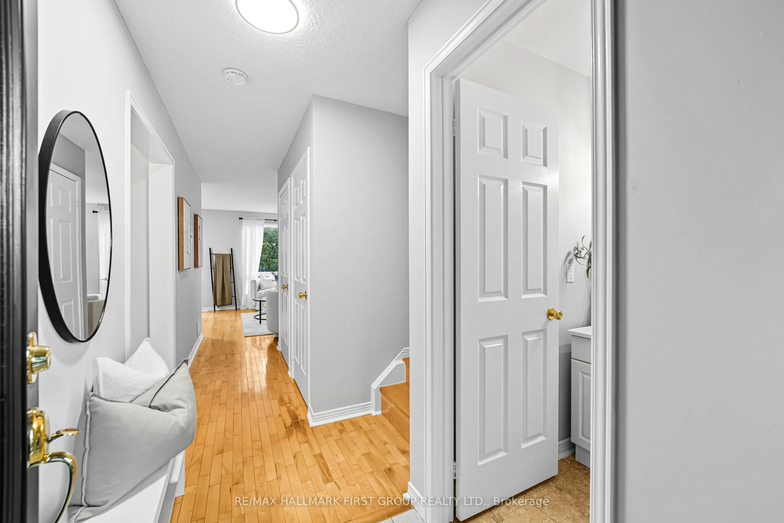 50 Stagemaster Crescent