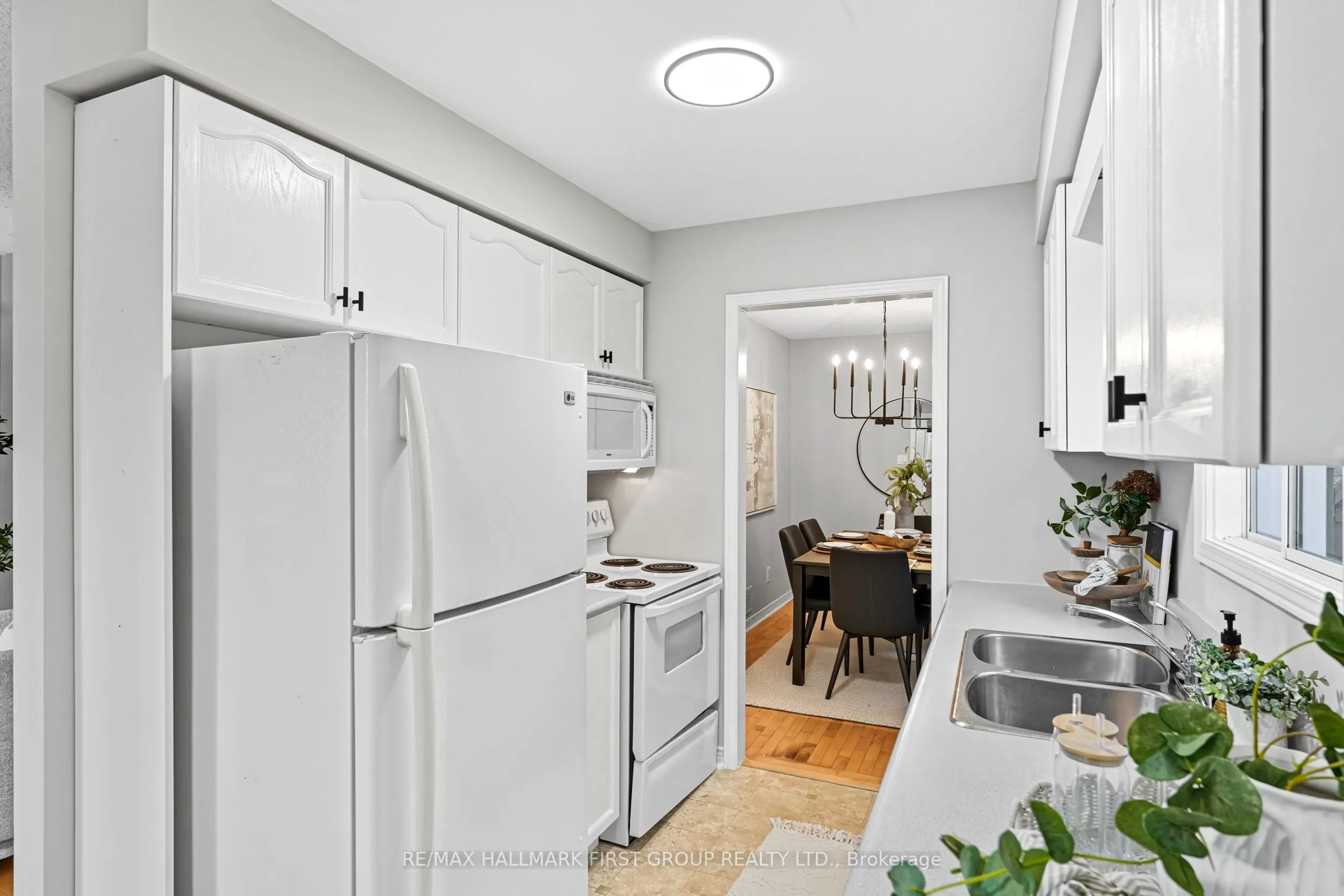 50 Stagemaster Crescent