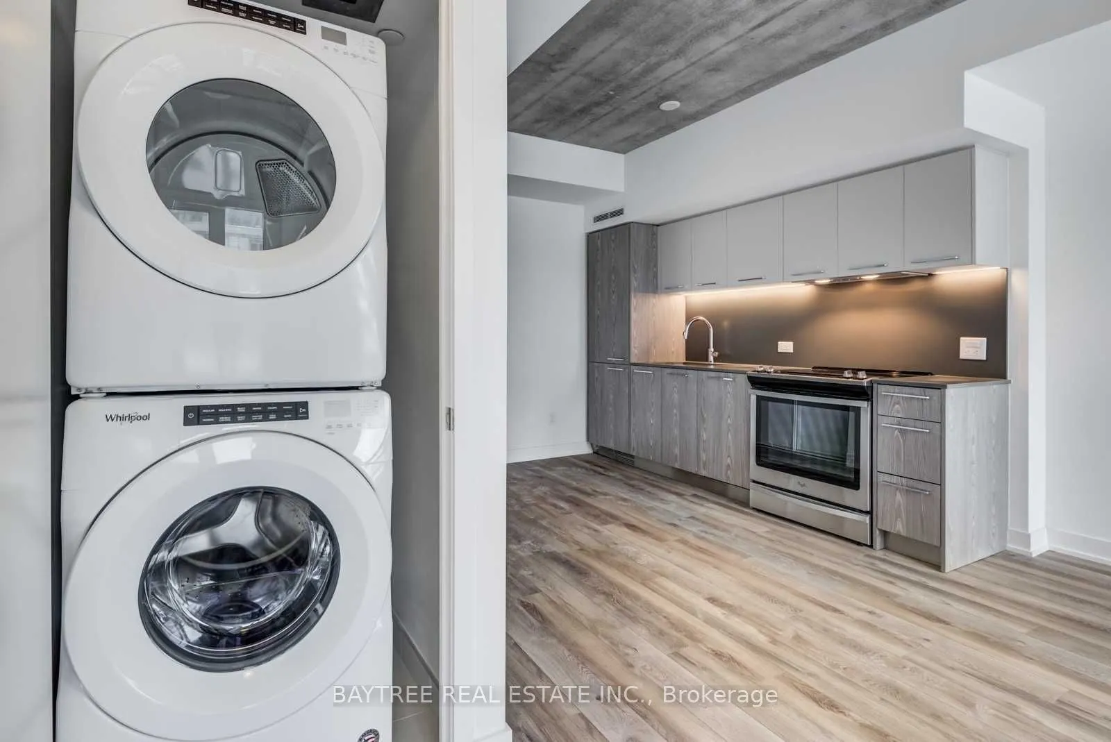30 Baseball Place, #404