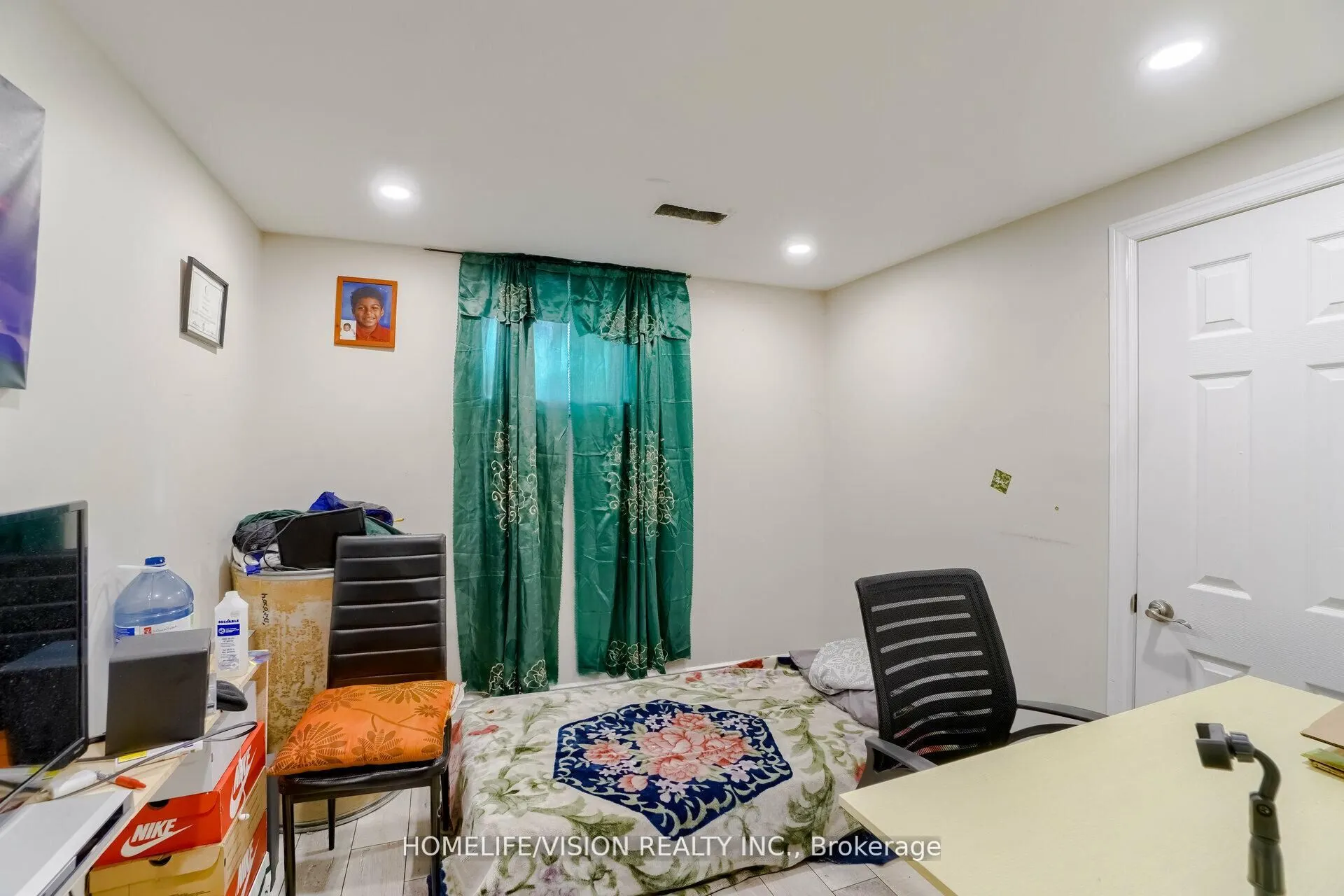 44 Armitage Drive