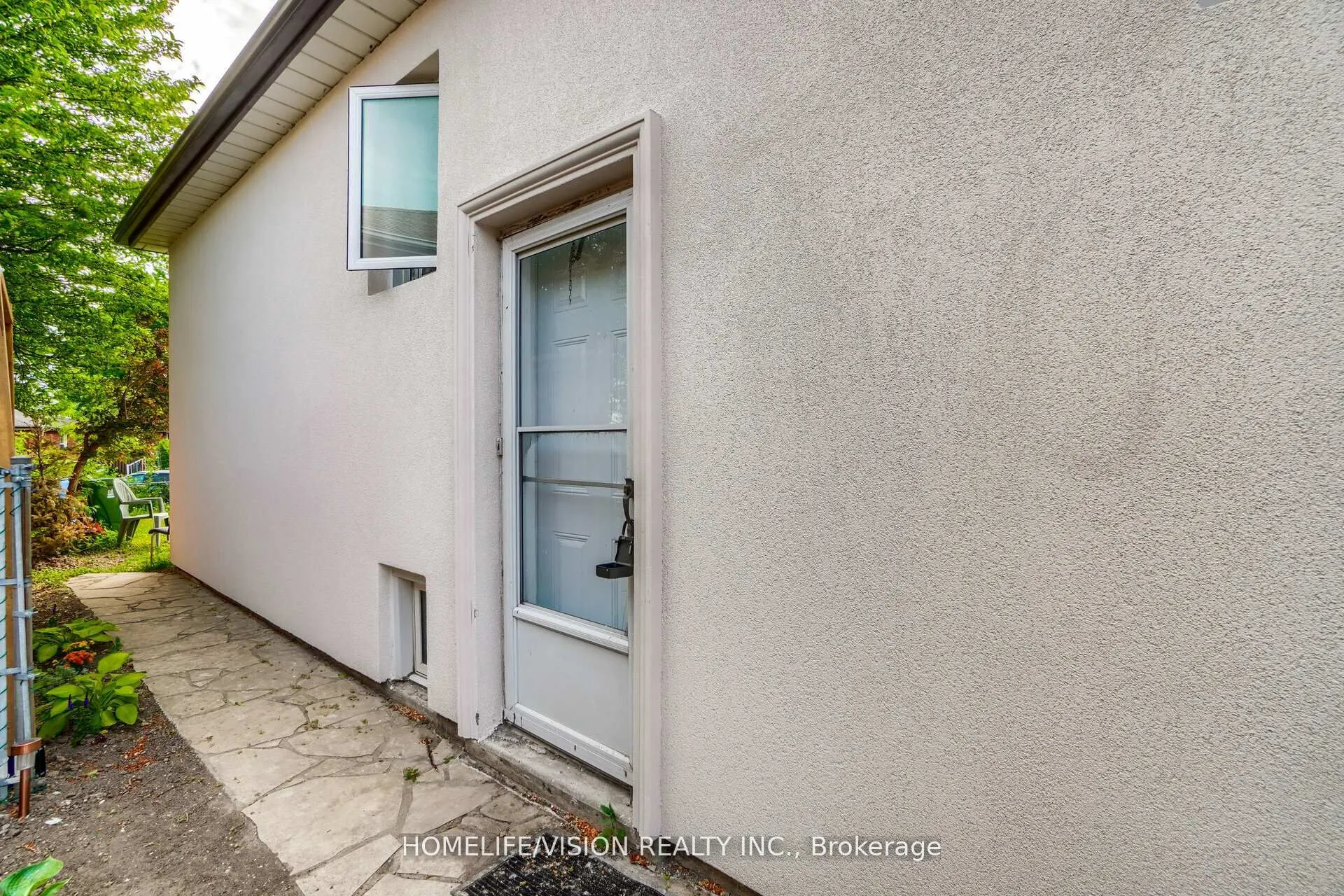 44 Armitage Drive