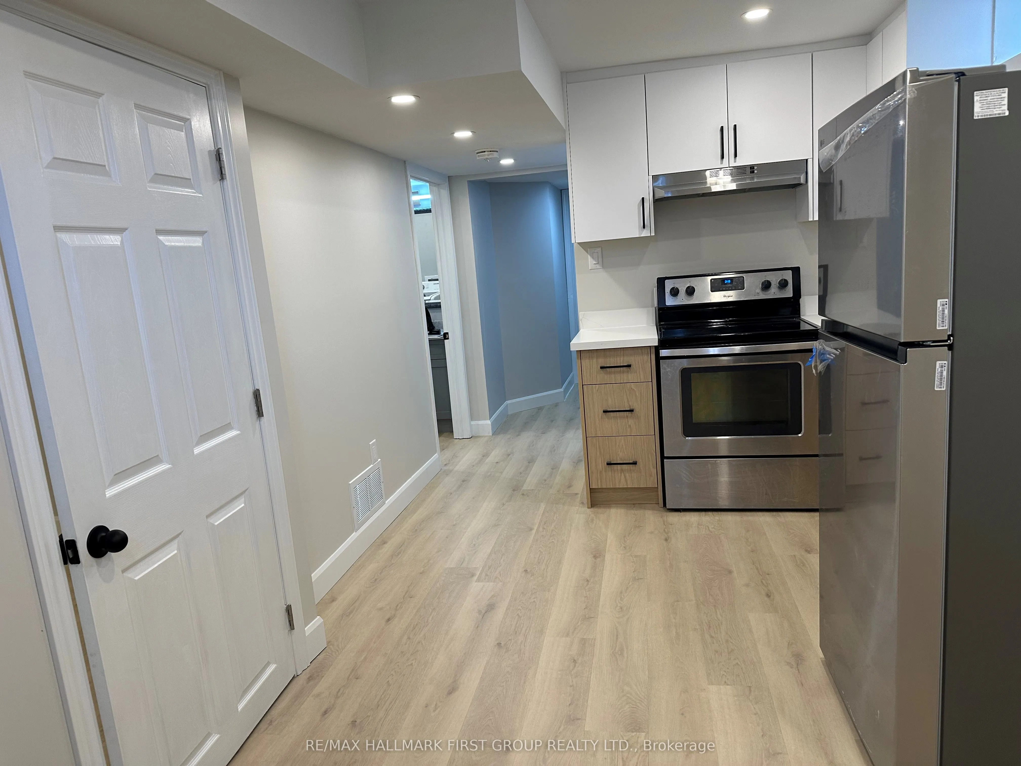 54 Longueuil Place, #BASEMENT