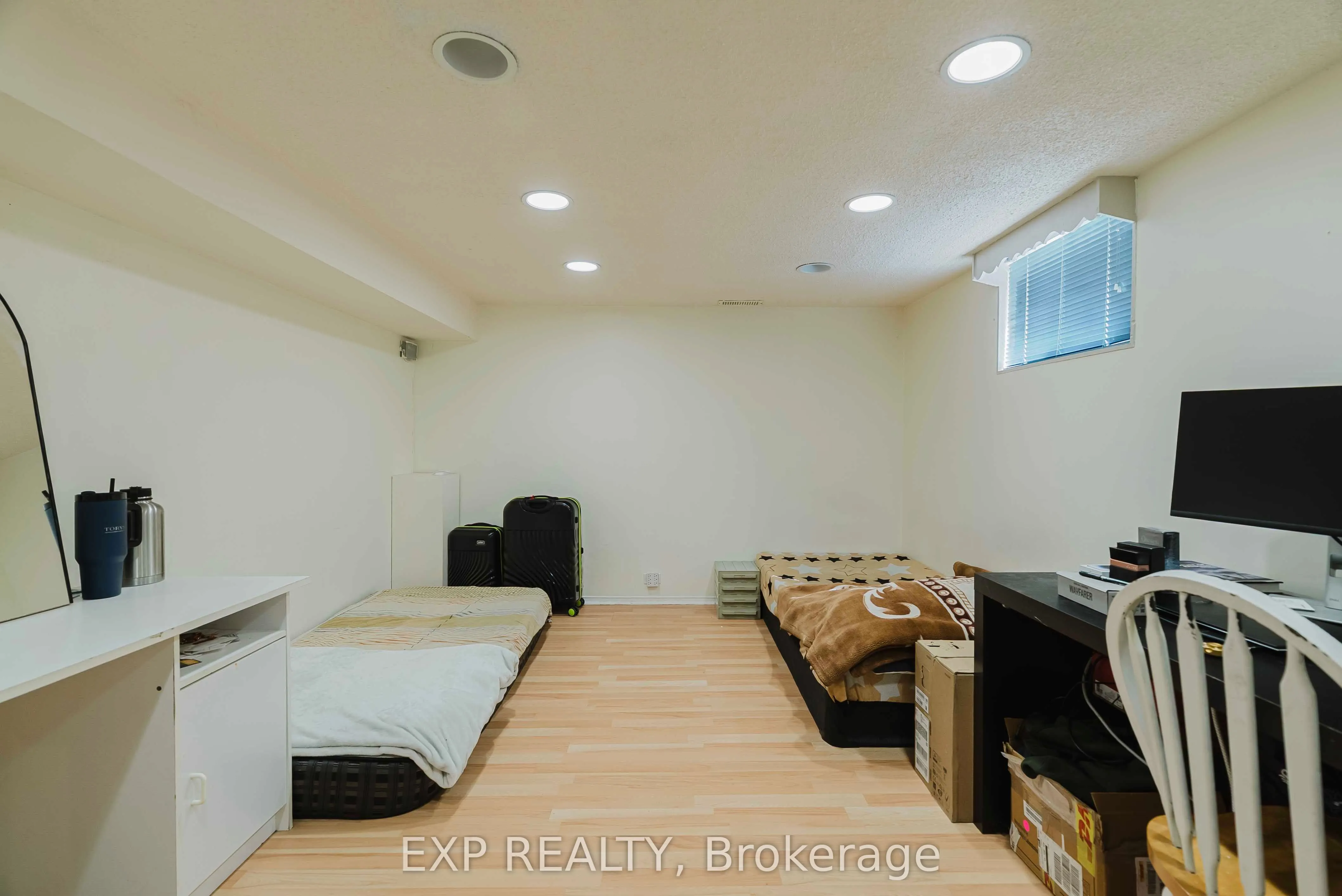 30 Ronway Crescent