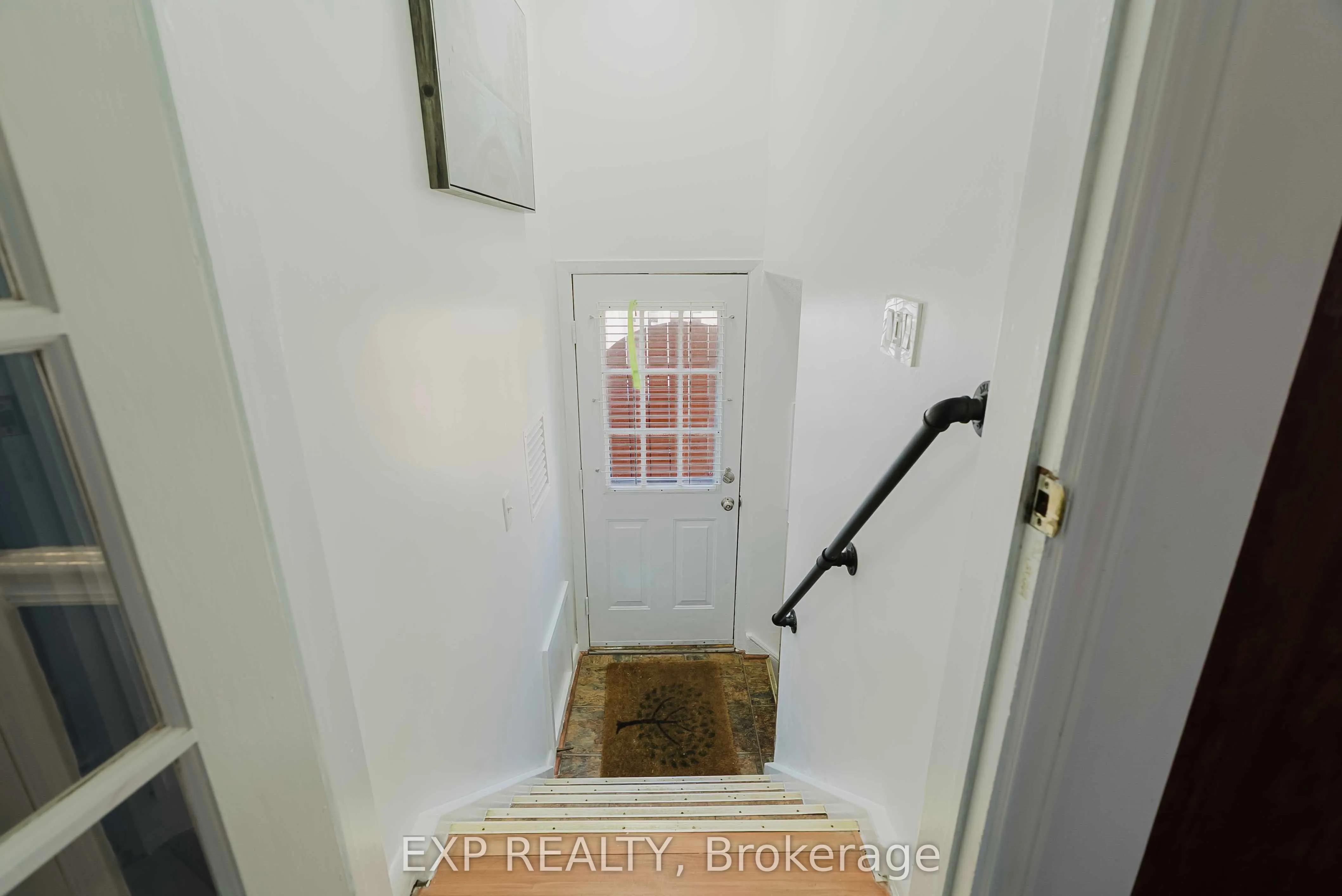 30 Ronway Crescent