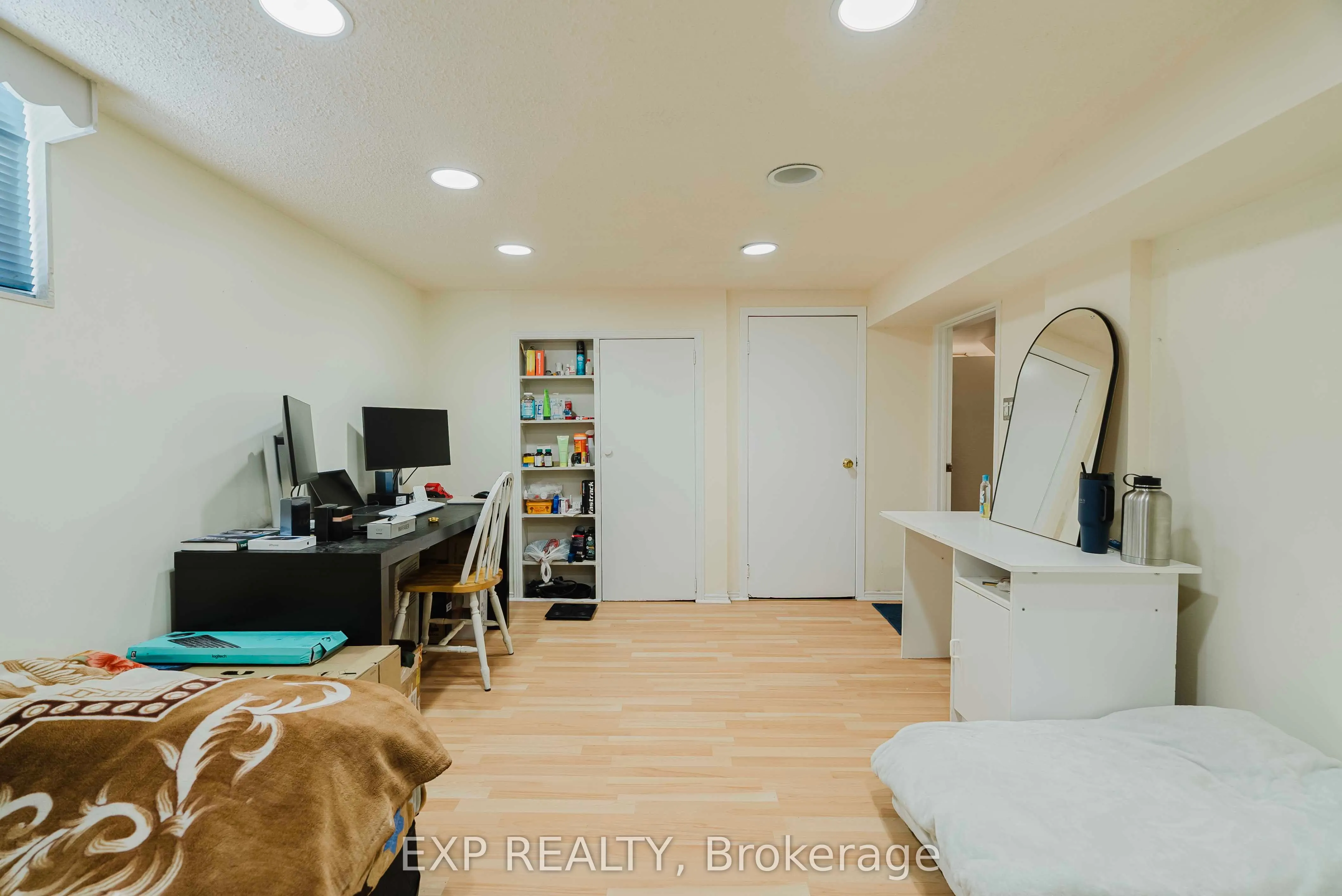 30 Ronway Crescent