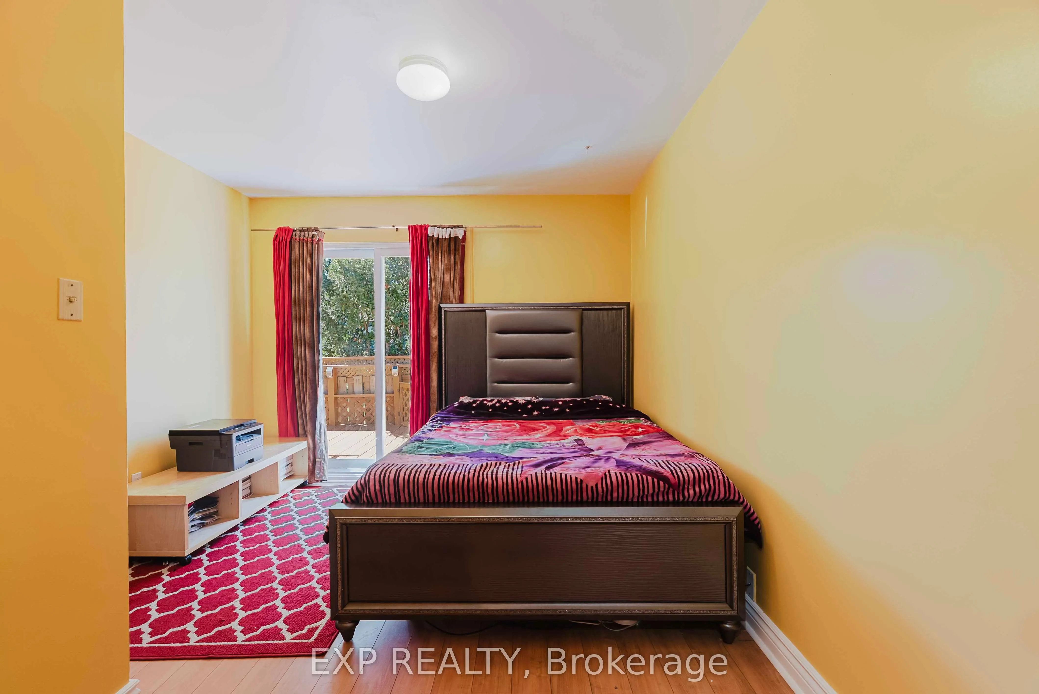 30 Ronway Crescent