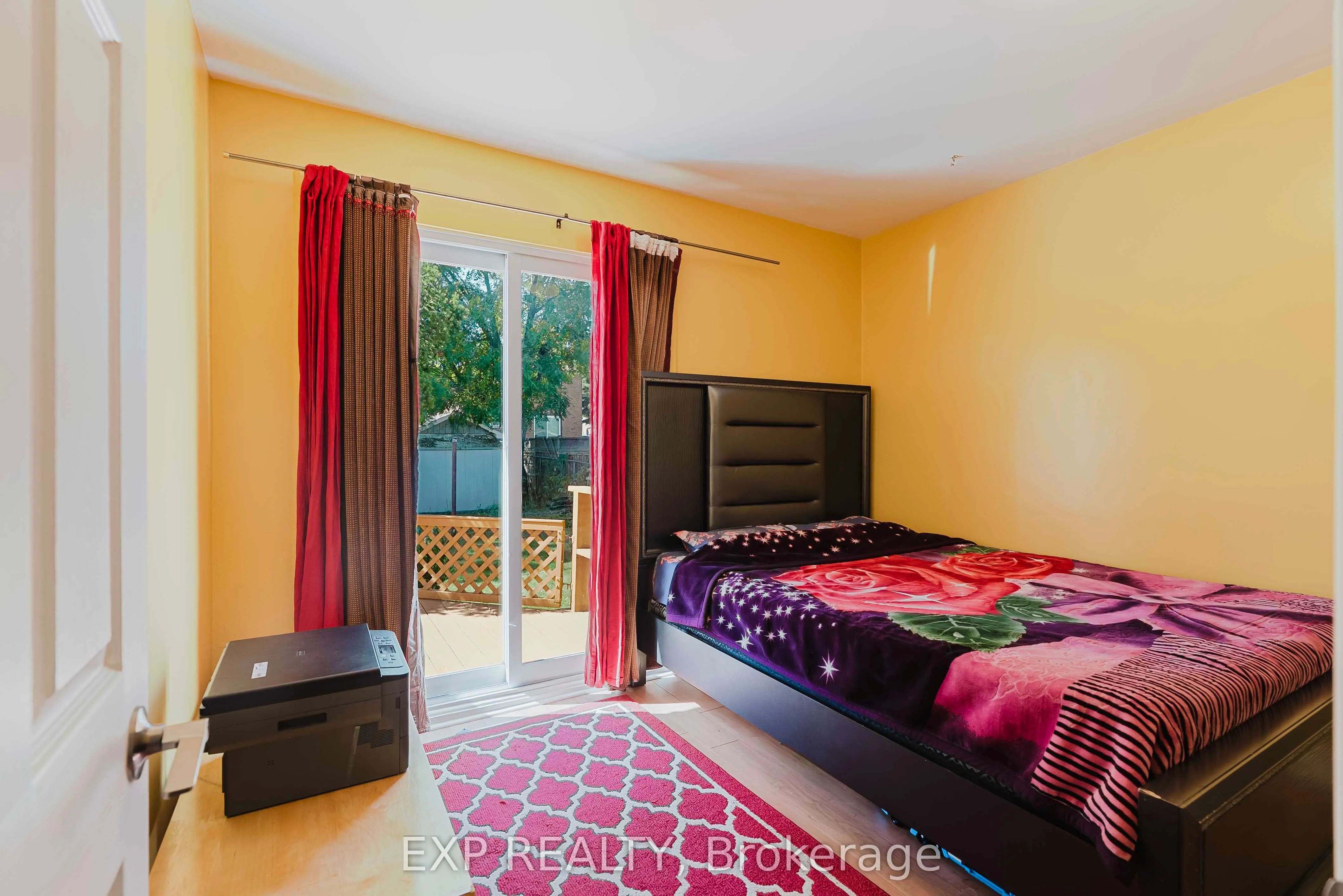 30 Ronway Crescent