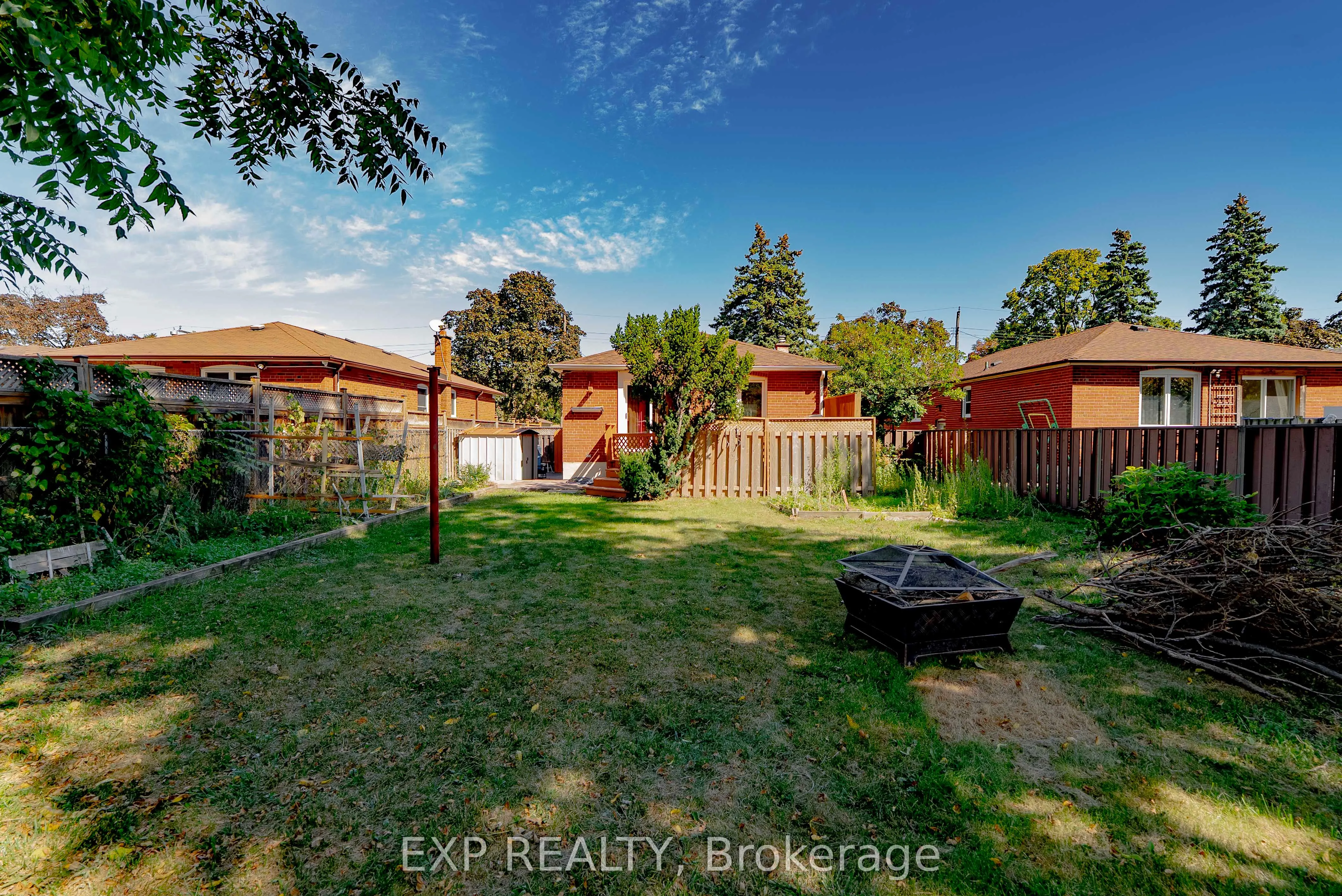 30 Ronway Crescent