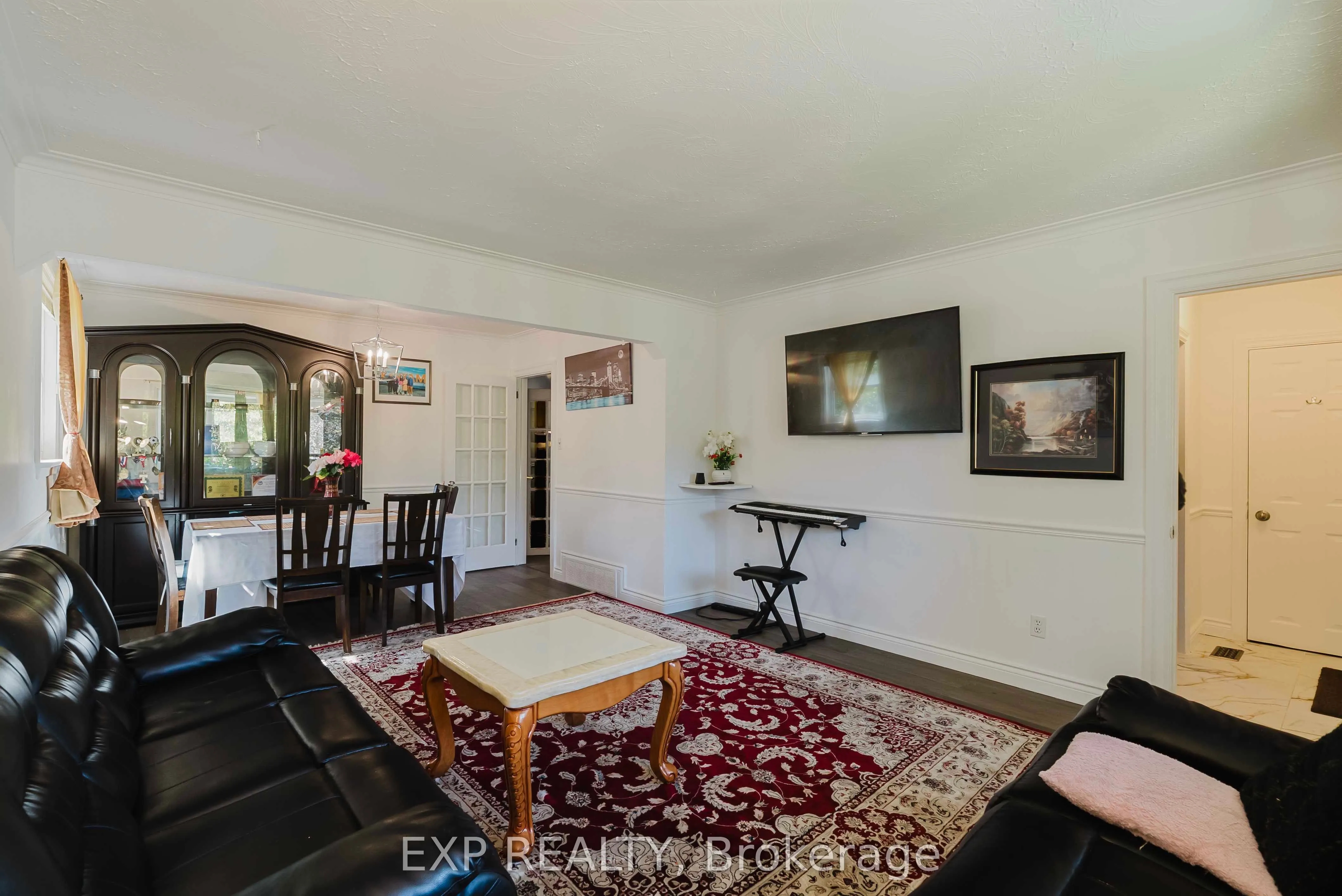 30 Ronway Crescent