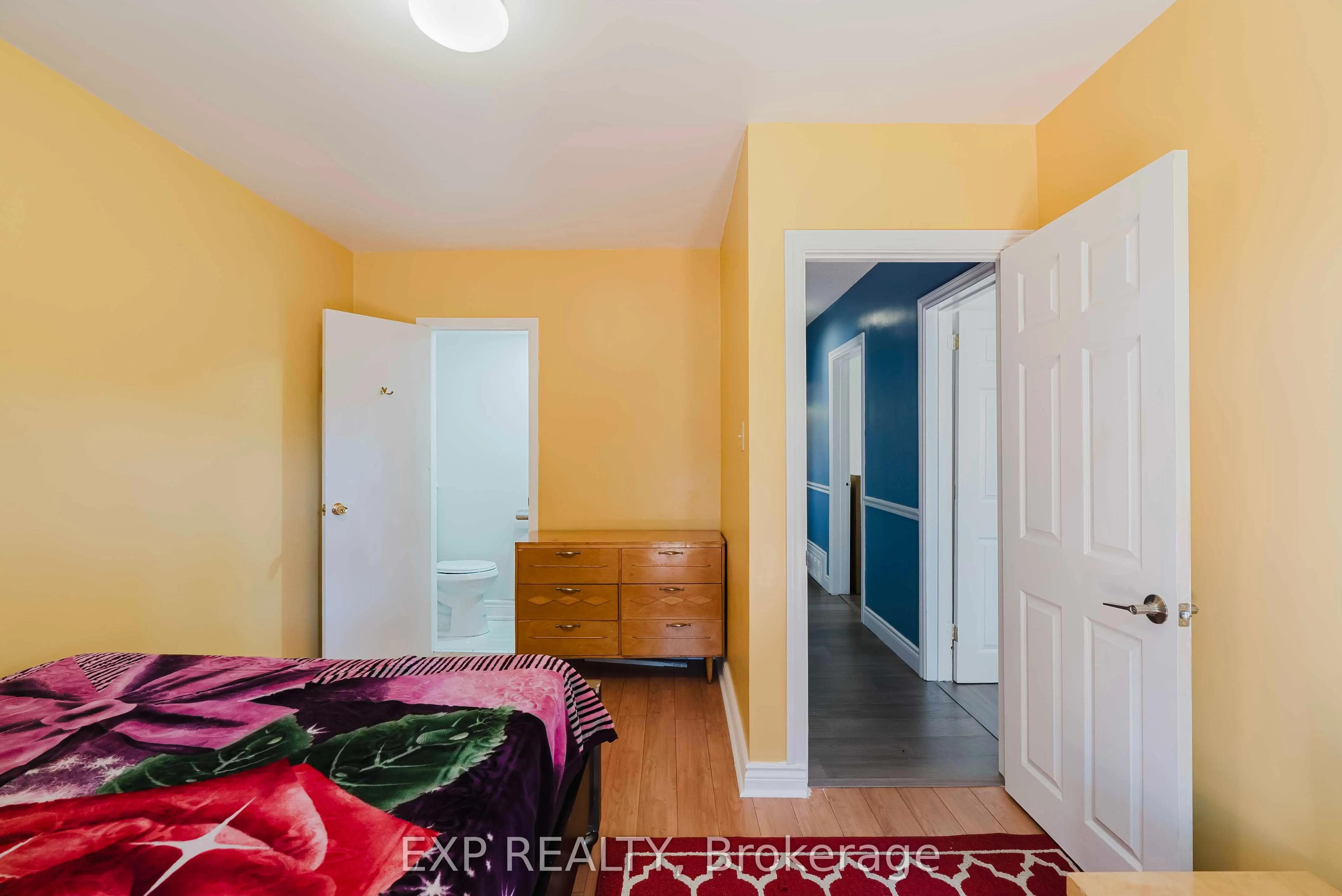 30 Ronway Crescent