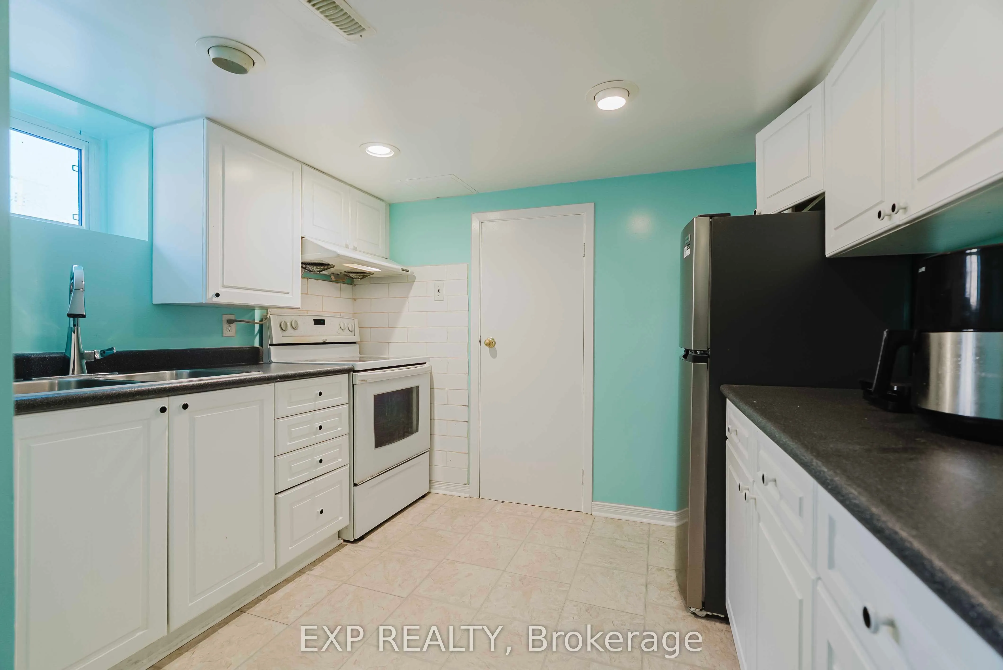 30 Ronway Crescent