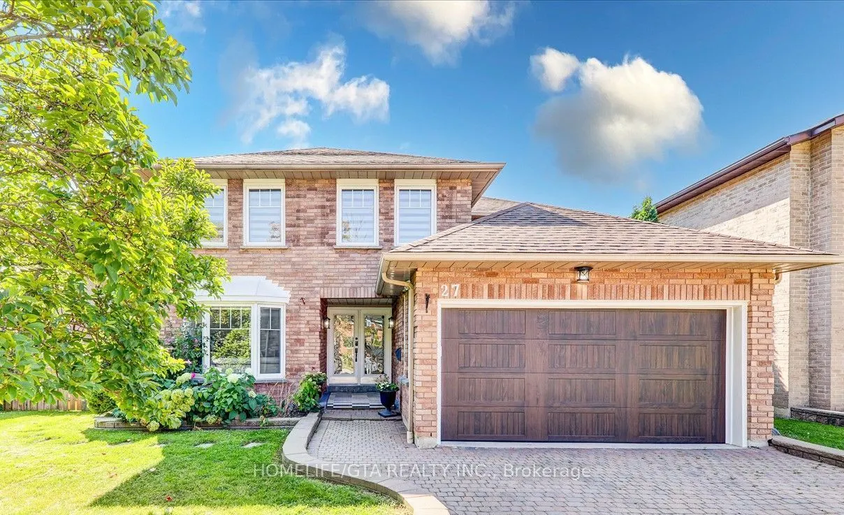 27 Sugarbush Square