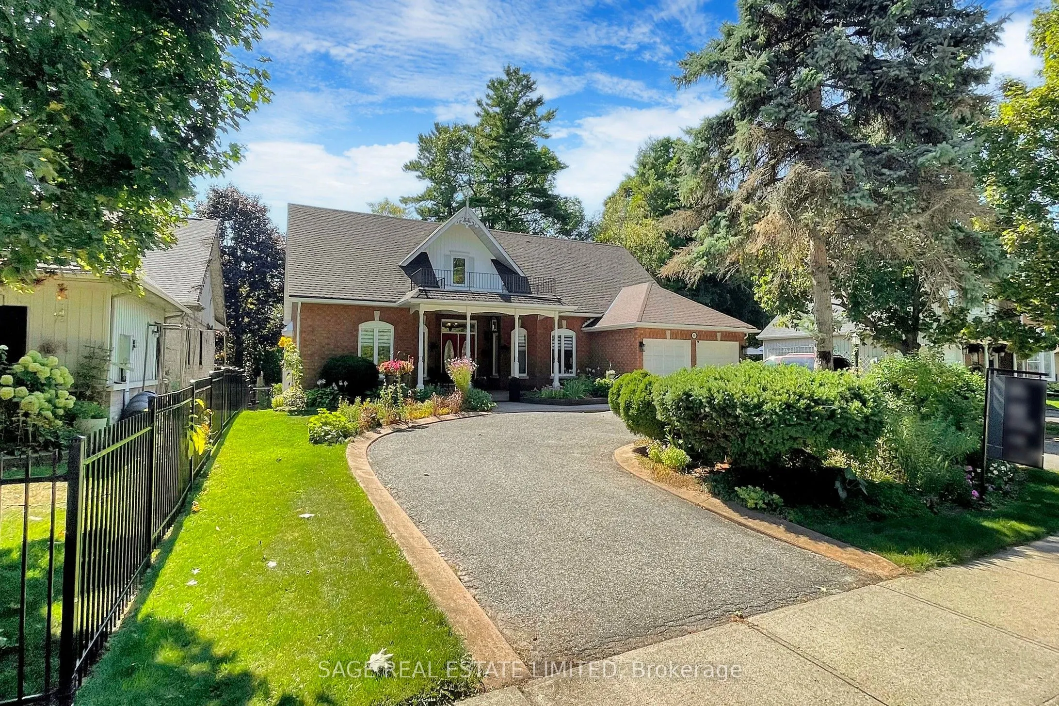 91 Twyn Rivers Drive