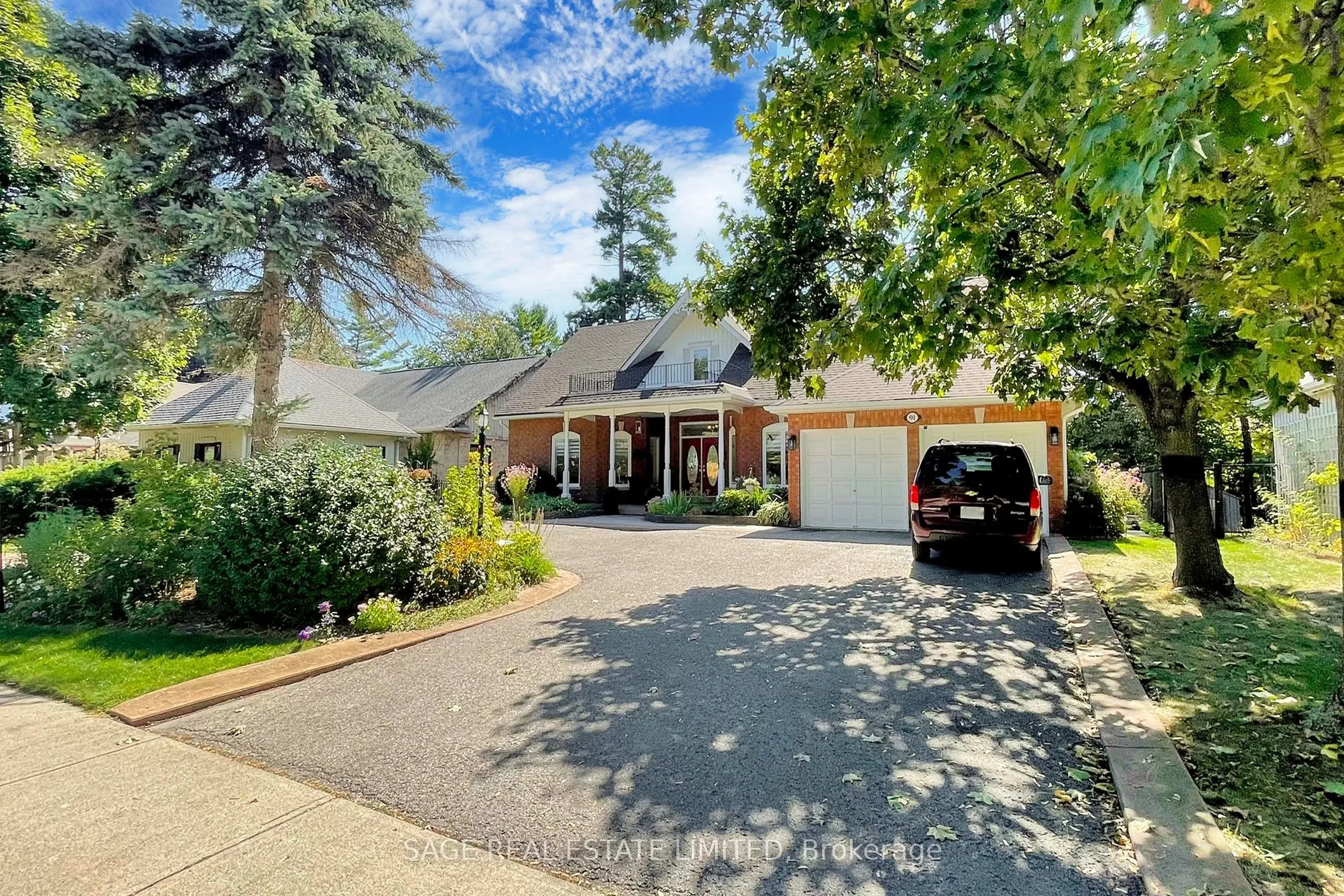 91 Twyn Rivers Drive