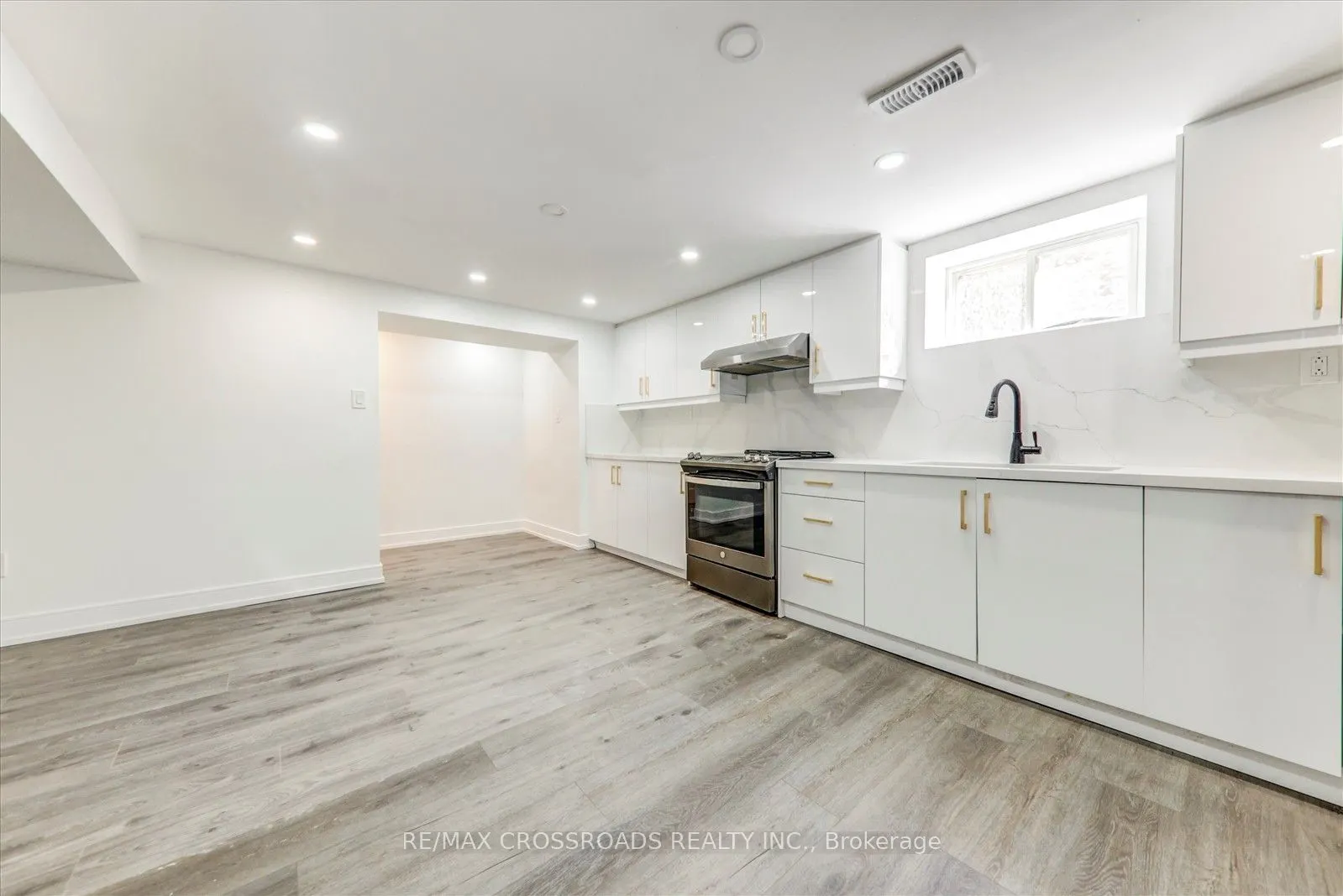 147 Lilian Drive