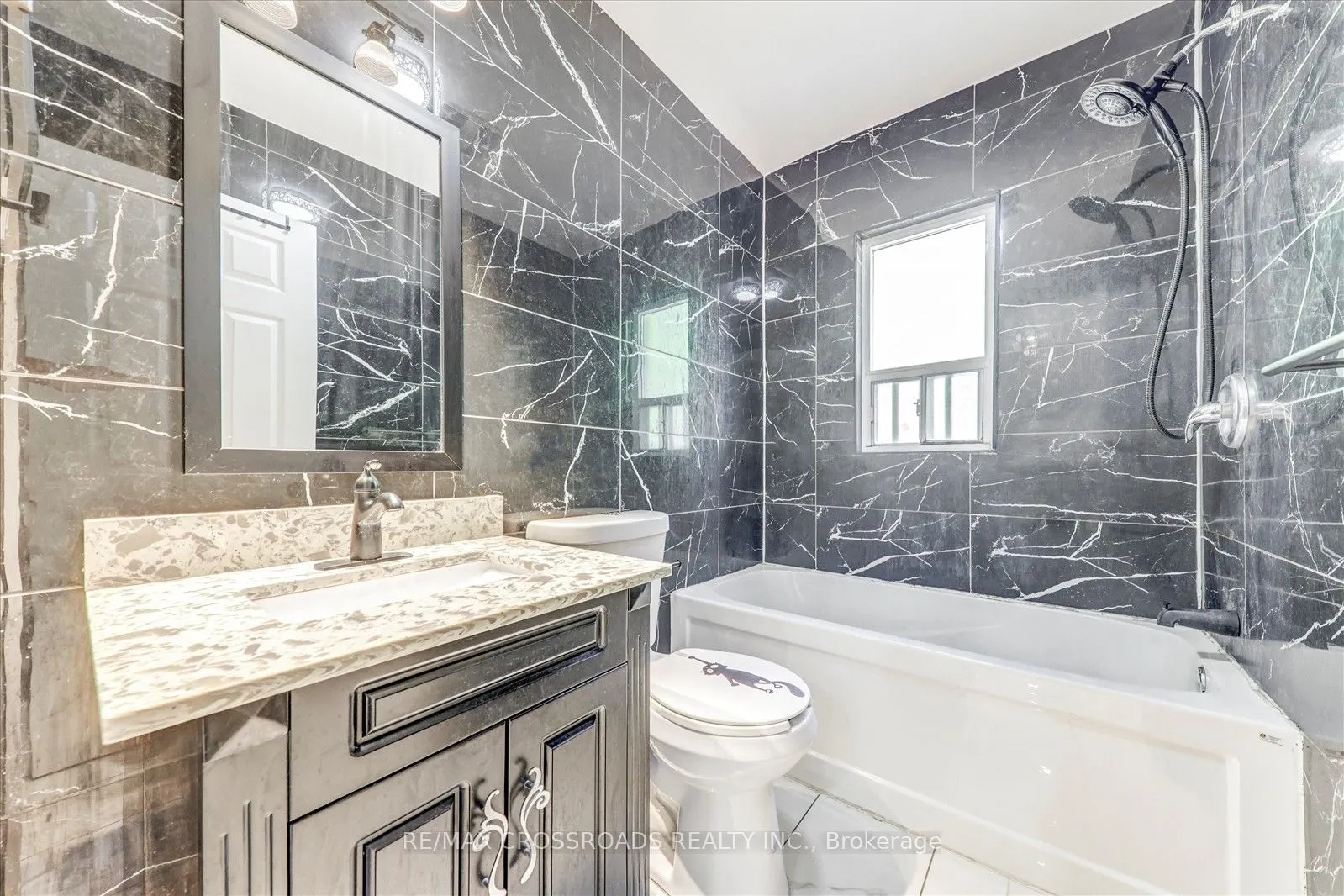 147 Lilian Drive