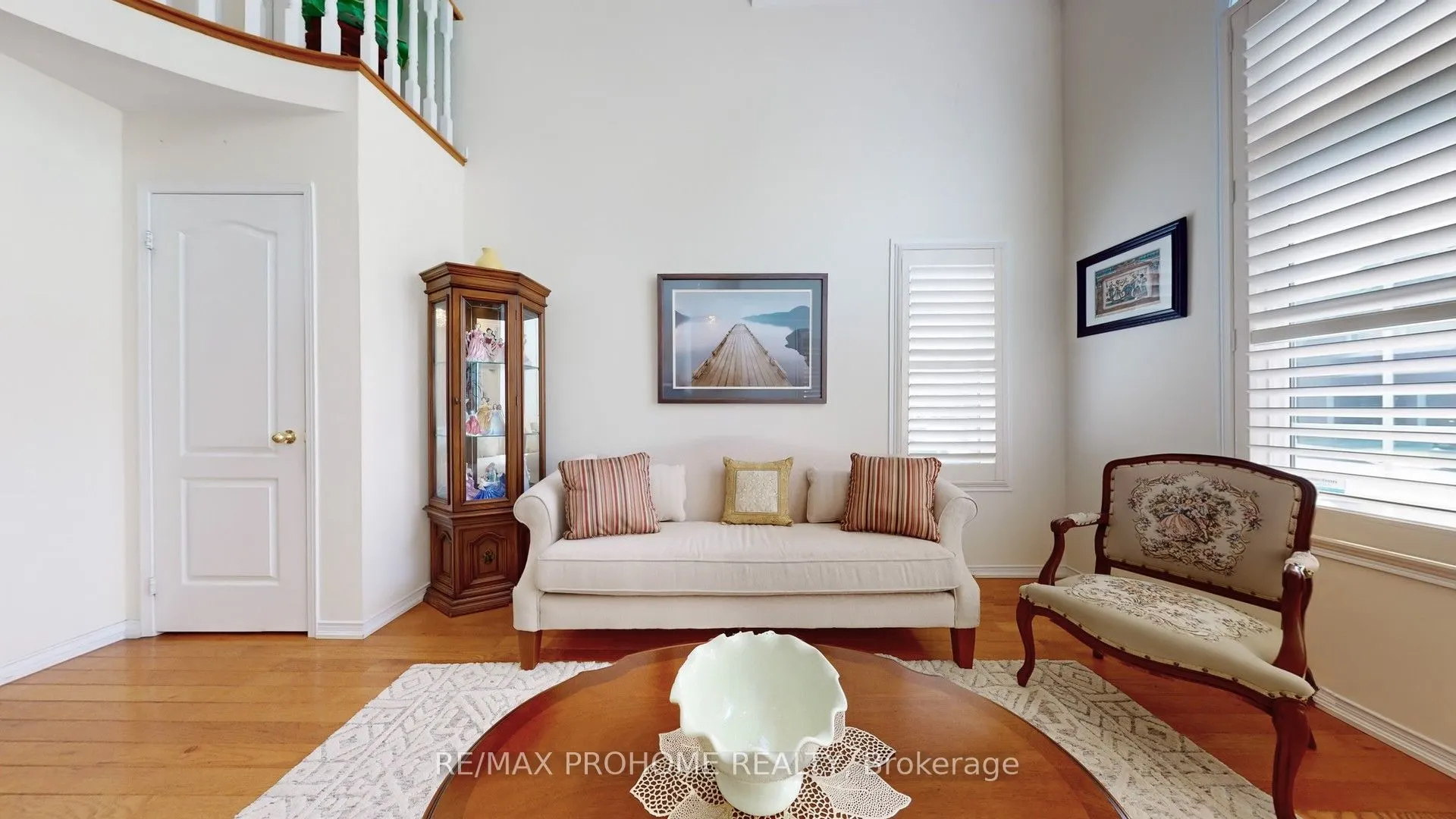 64 Grainger Crescent