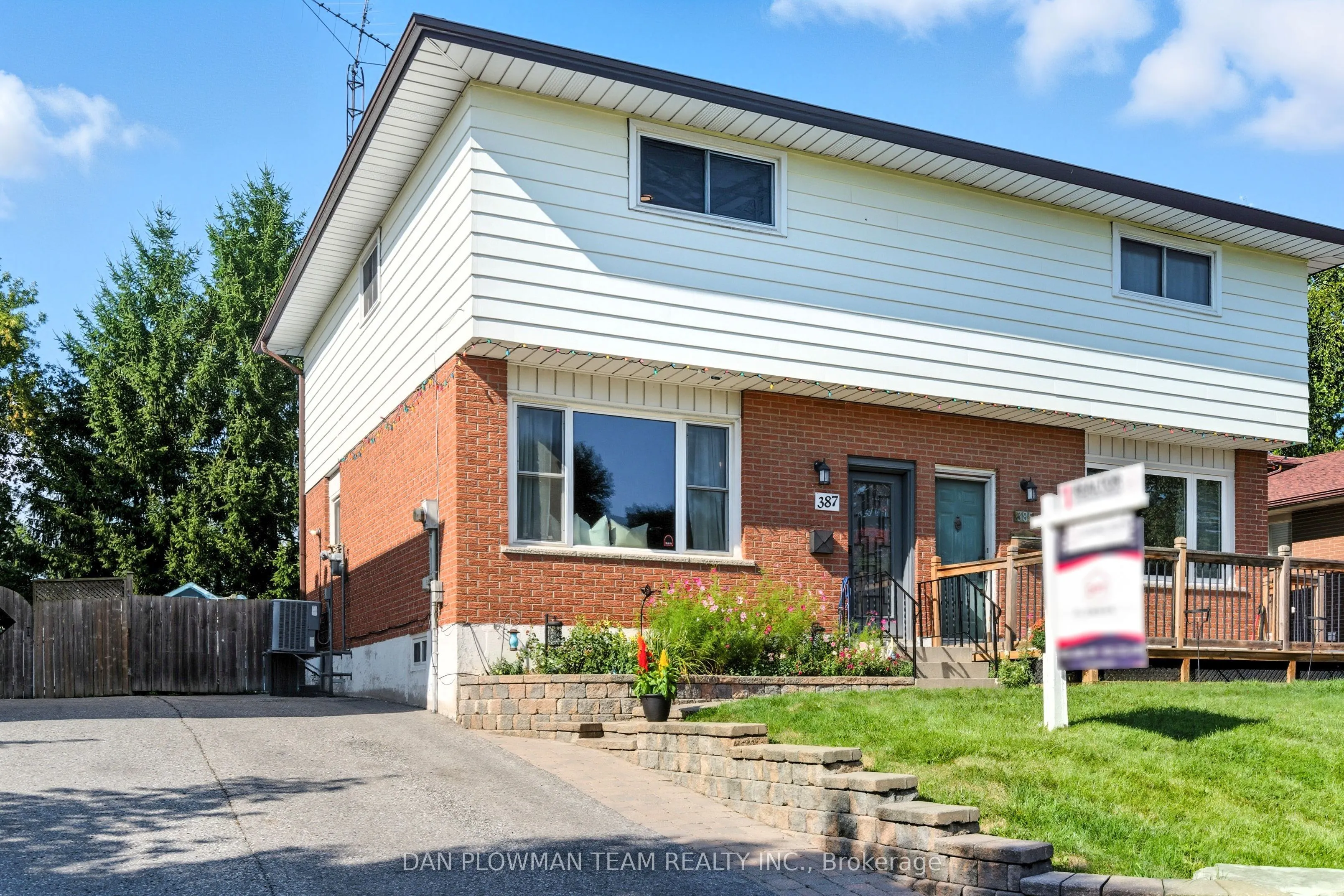 387 Surrey Drive
