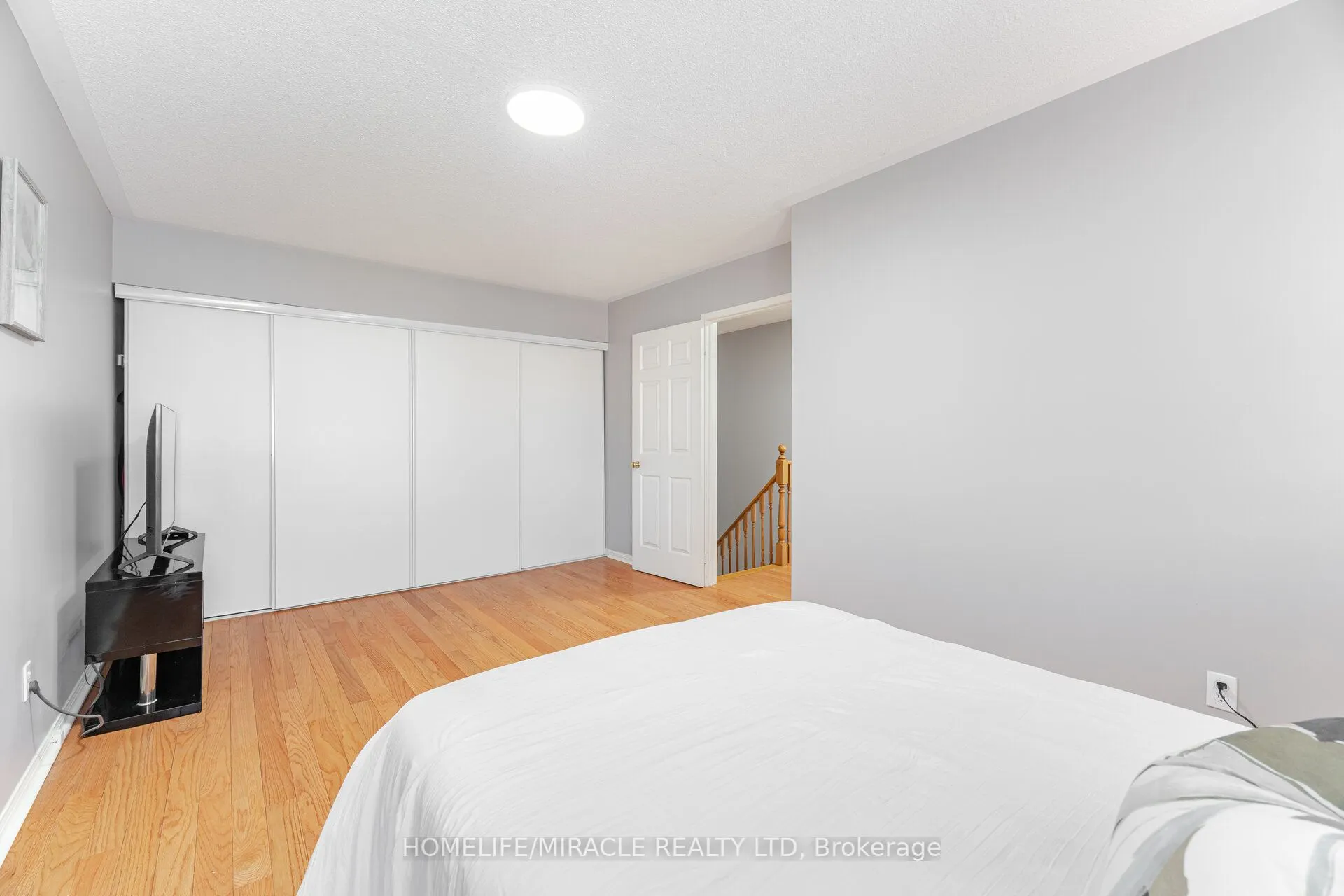 83 Mondeo Drive, #32