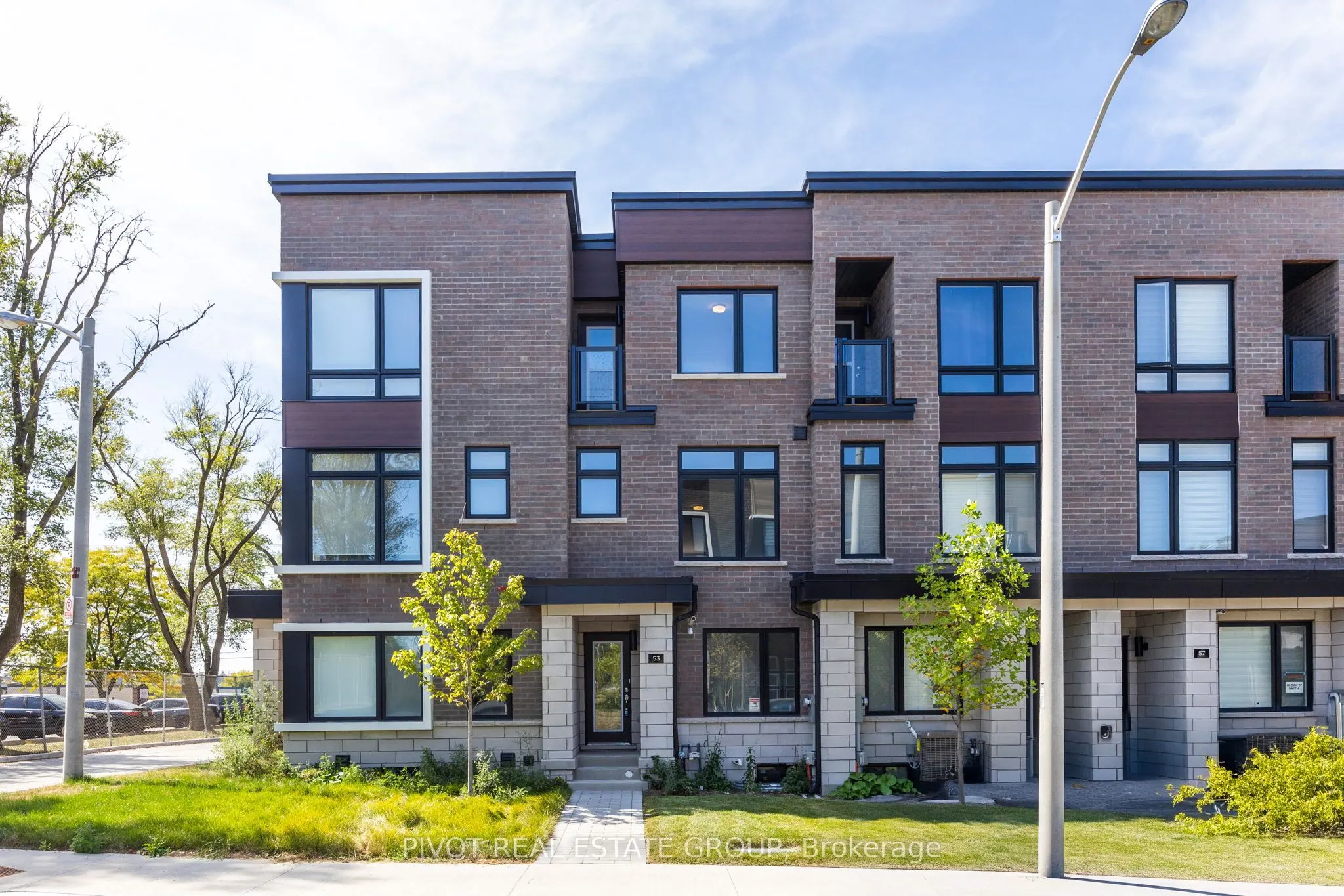 53 Akil Thomas Gardens